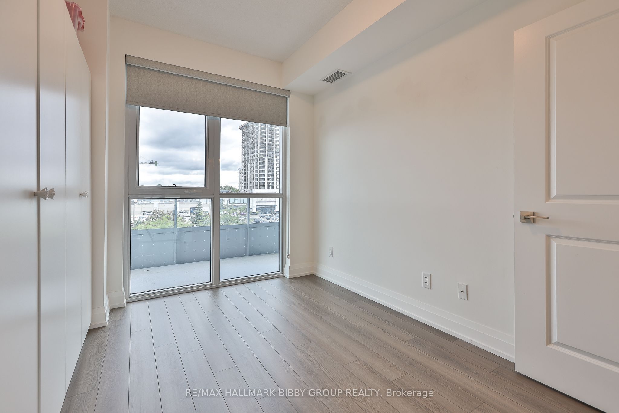 591 Sheppard Avenue E 519, Toronto, ON M2K 1B4 photo 2