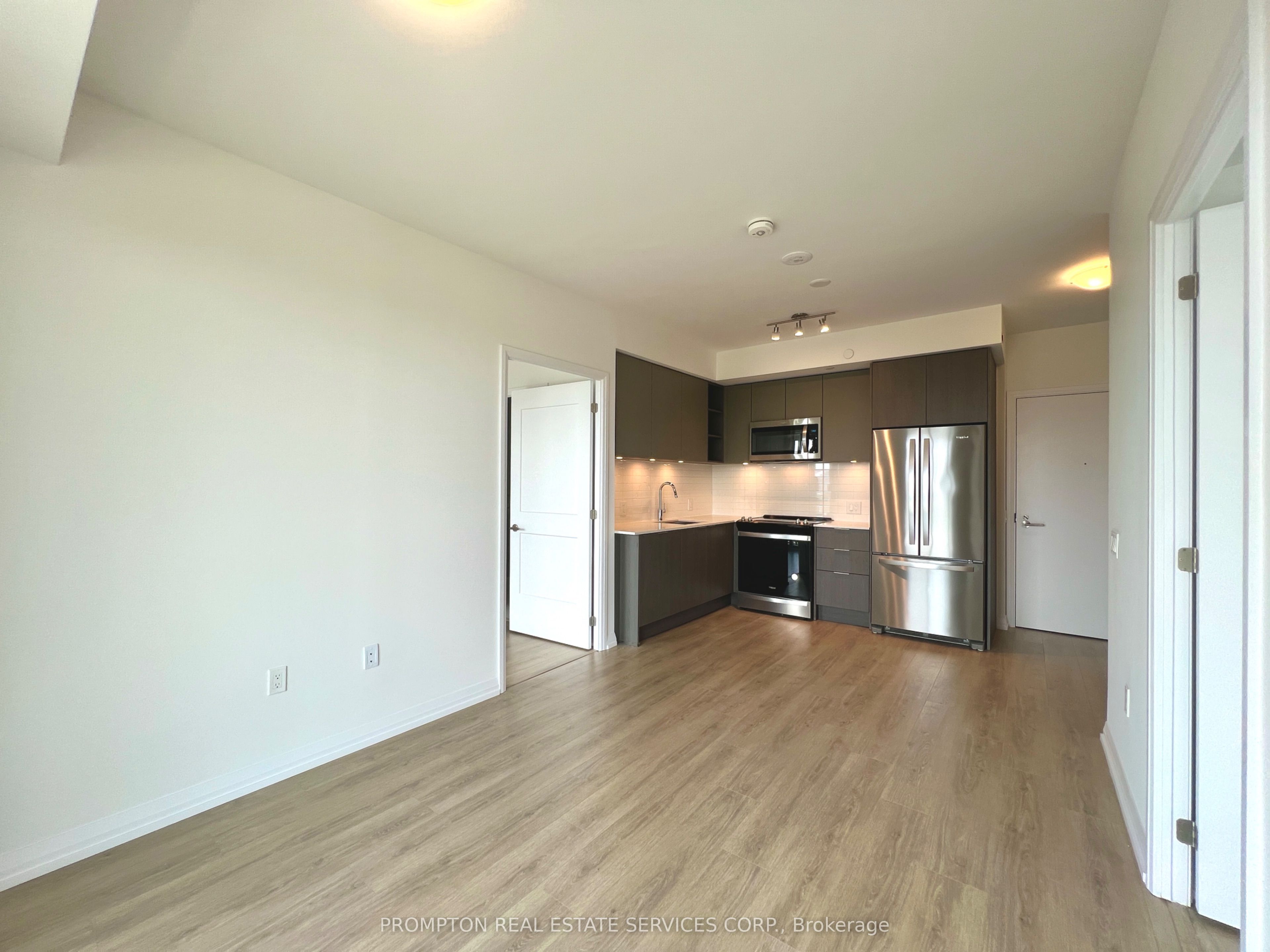 25 Holly Street 1108, Toronto, ON M4S 0E3 photo 5