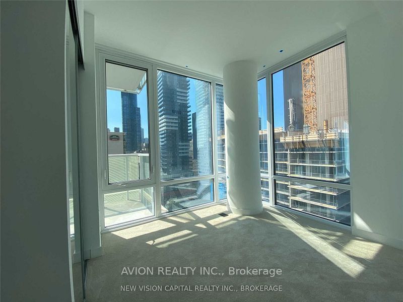 501 Yonge Street 1112, Toronto, ON M4Y 0G8 photo 4
