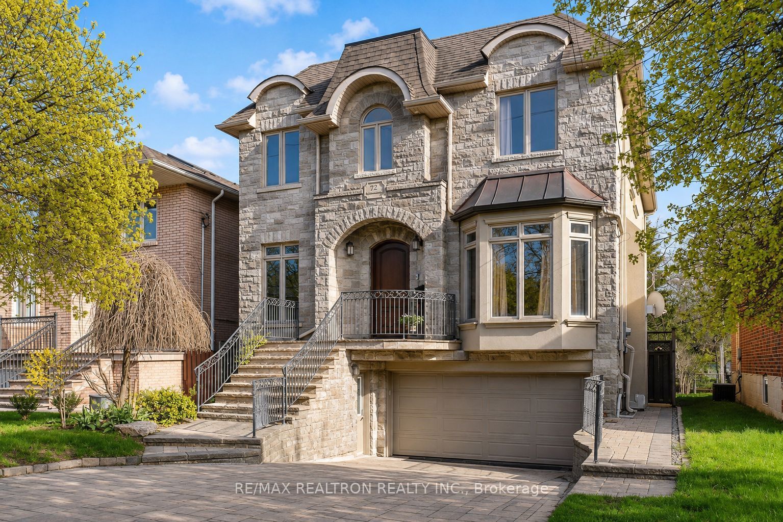 71 Newton Drive, Toronto, ON M2M 2M8