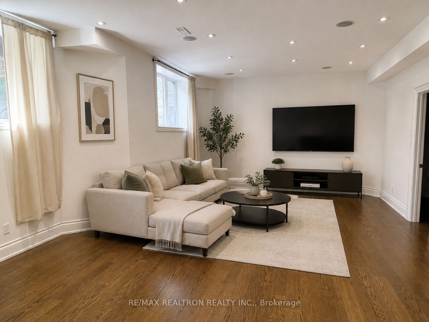 71 Newton Drive, Toronto, ON M2M 2M8 photo 2