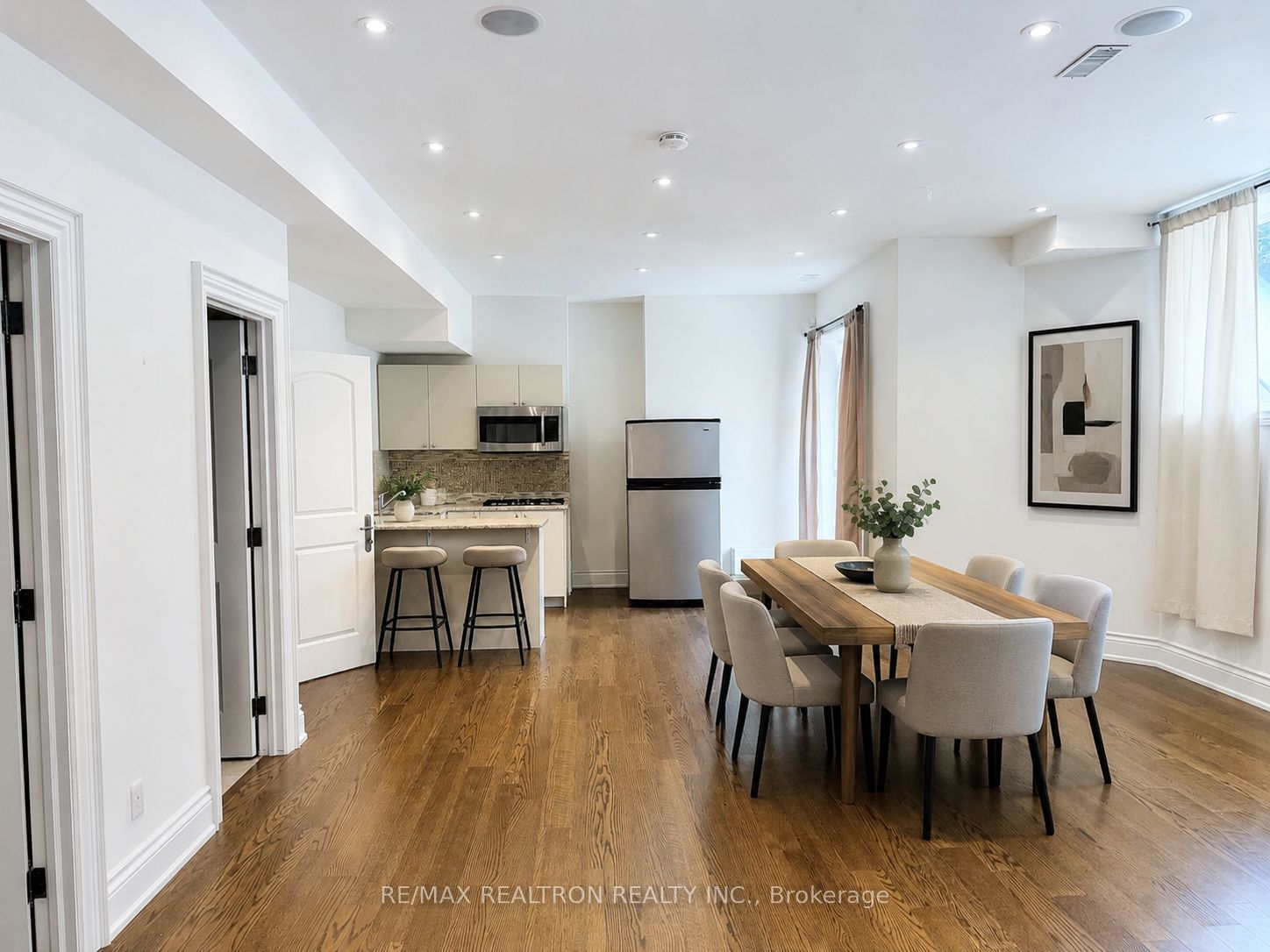71 Newton Drive, Toronto, ON M2M 2M8 photo 4