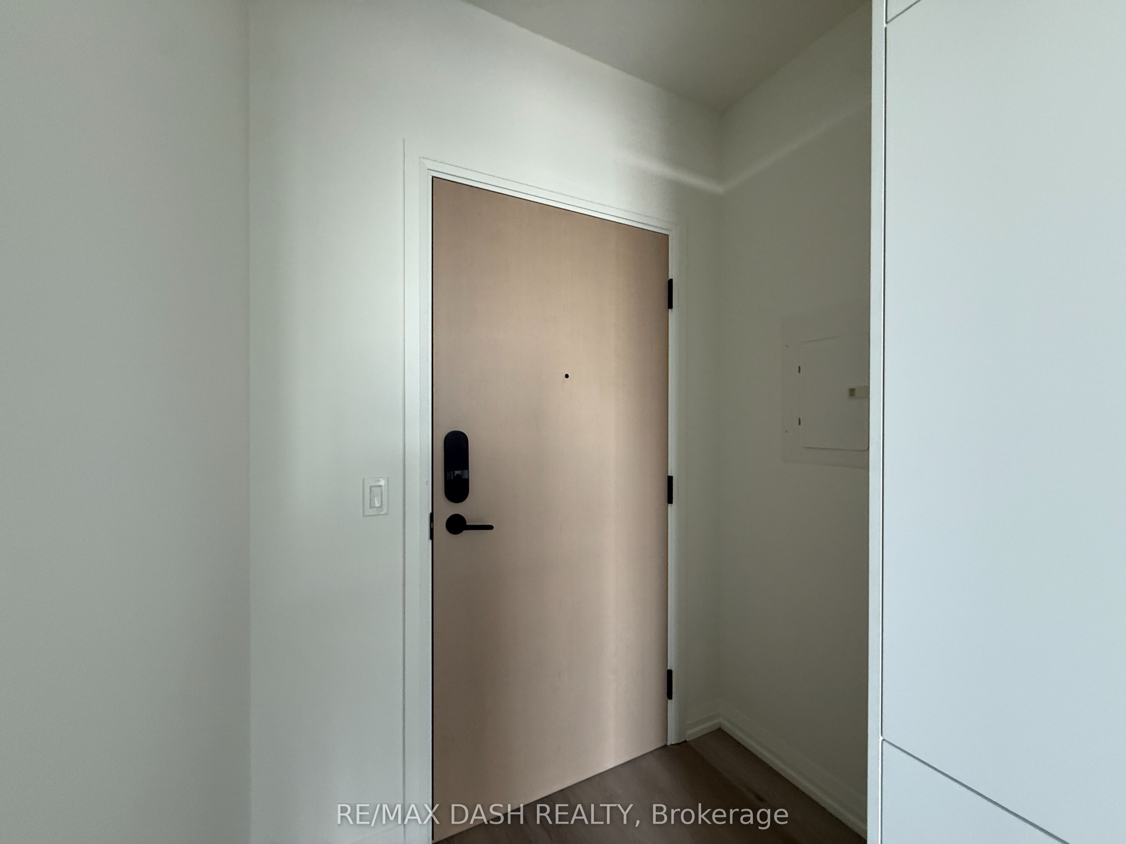 280 Dundas Street PH01, Toronto, ON M5T 1G2 photo 2