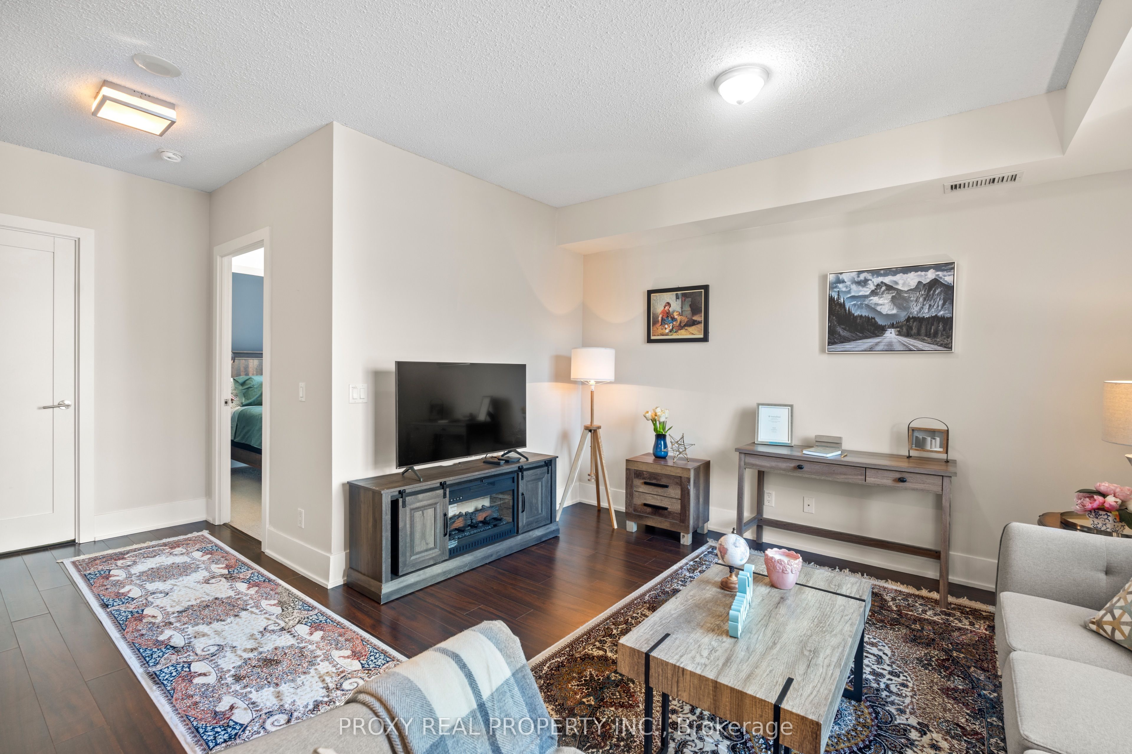 300 Front Street W 1705, Toronto, ON M5V 0E9 photo 5