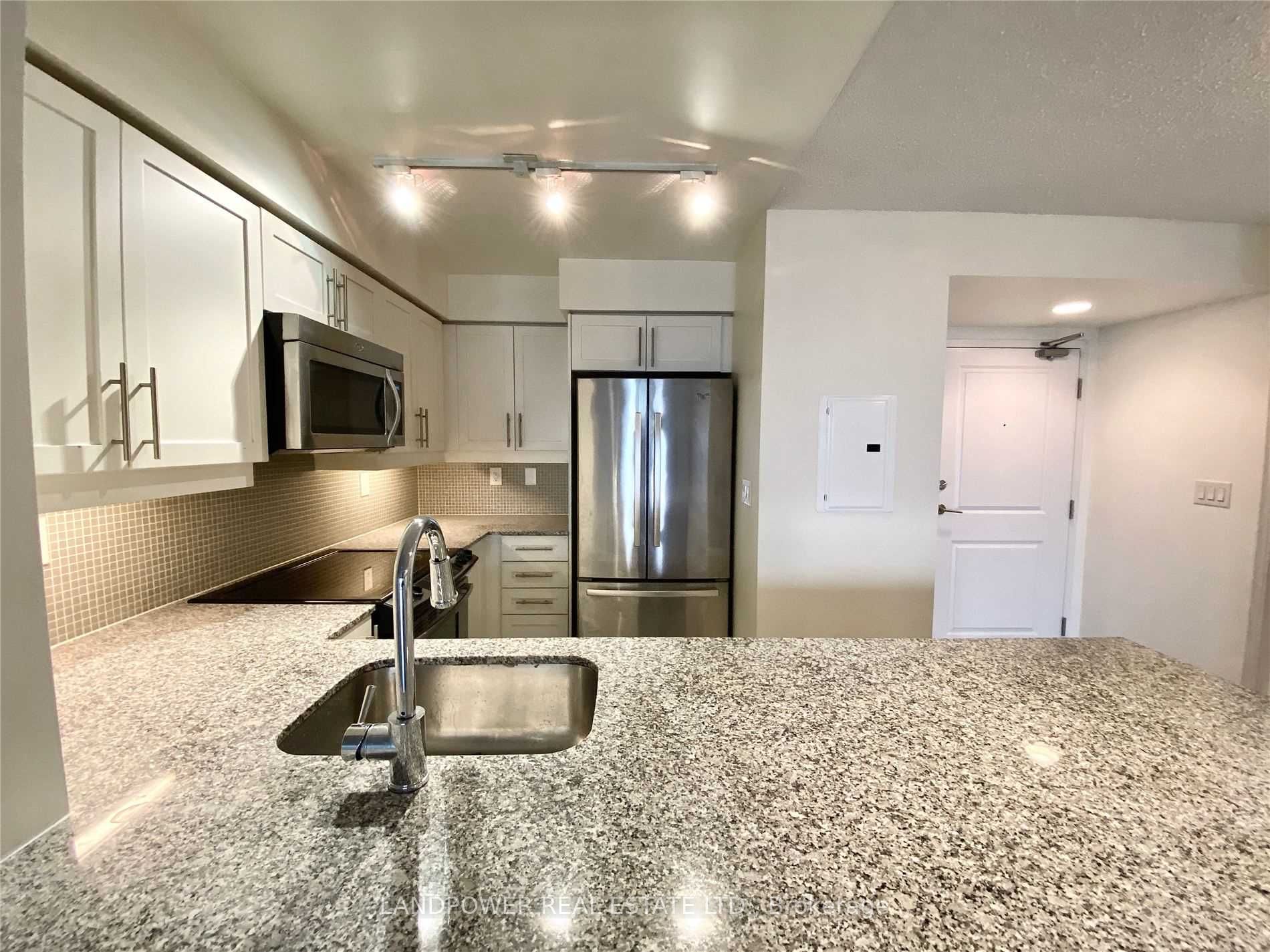125 Western Battery Road 1508, Toronto, ON M6K 3R8 photo 2