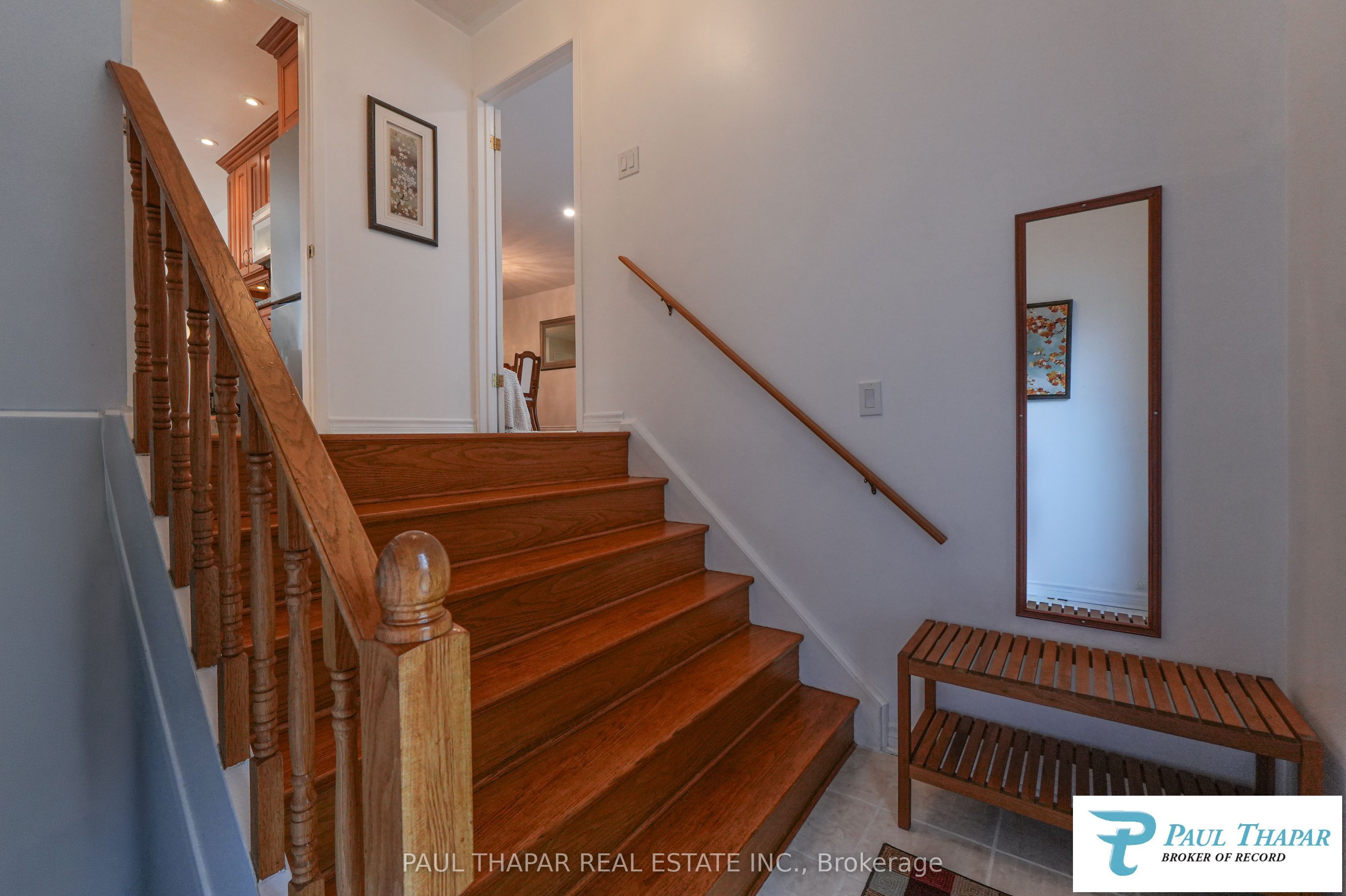 60 Seneca Hill Drive, Toronto, ON M2J 2W5 photo 2