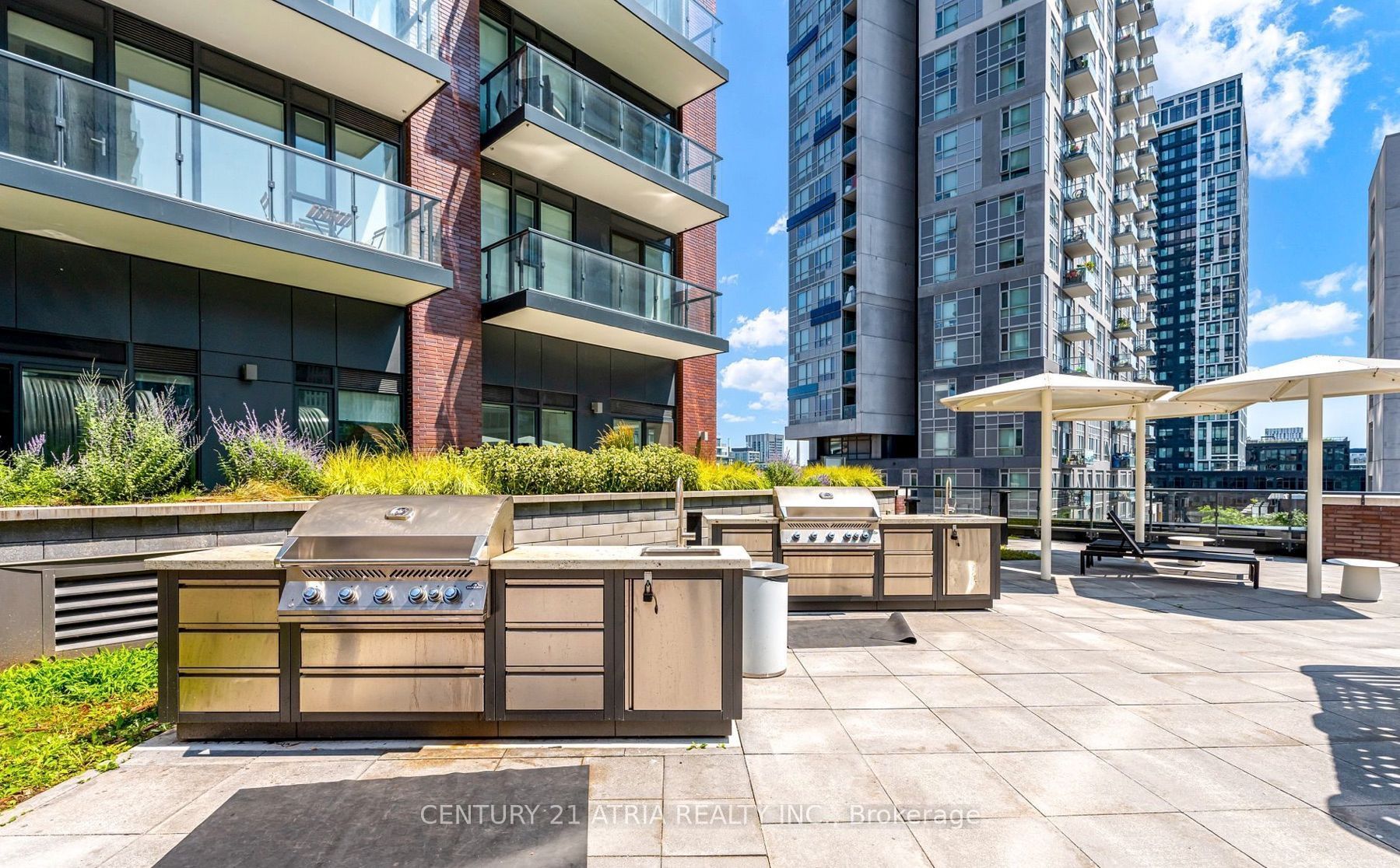 130 River Street 2010, Toronto, ON M5A 0R8 photo 4