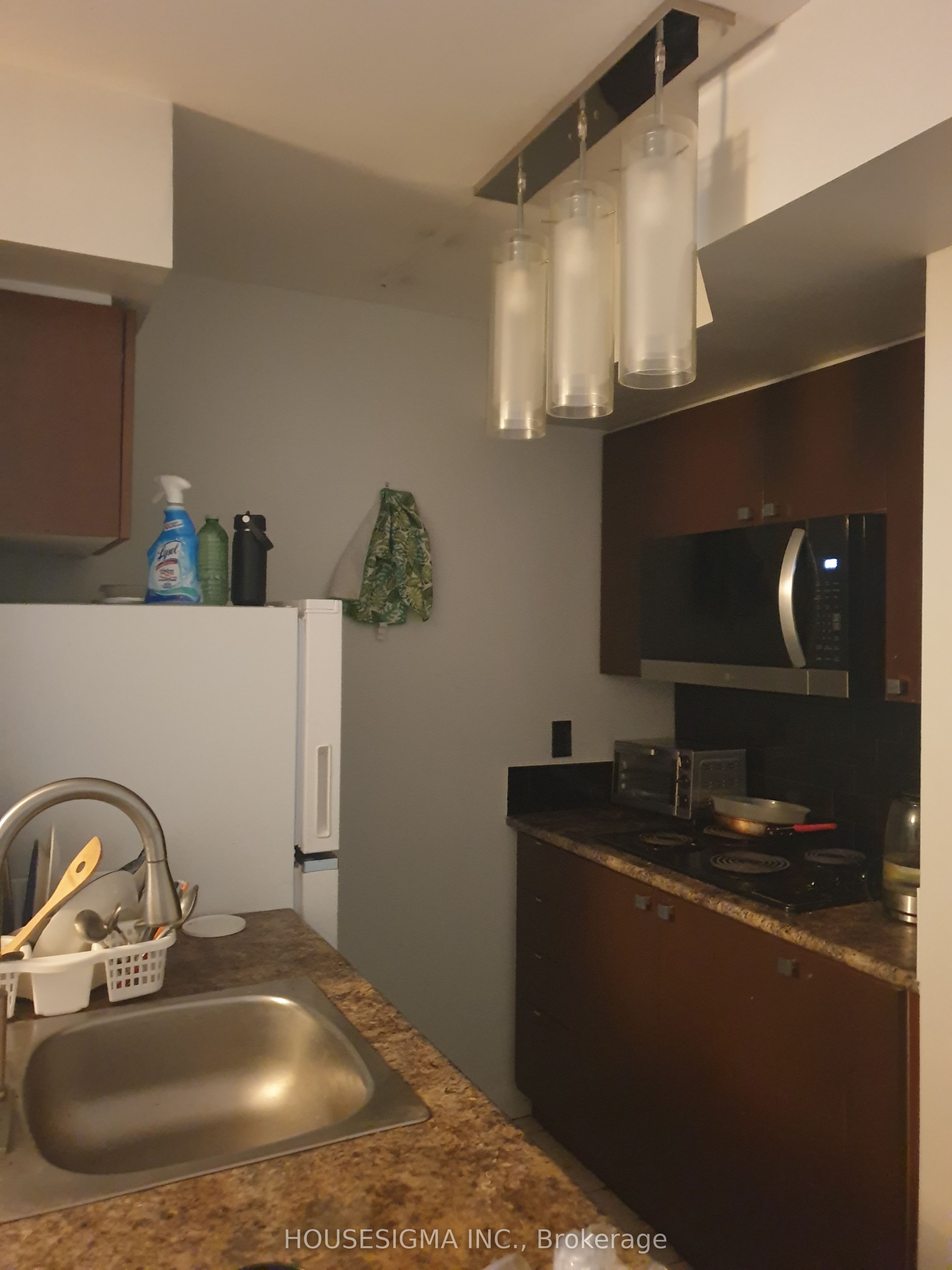 200 Victoria Street 1010, Toronto, ON M5B 1V8 photo 3