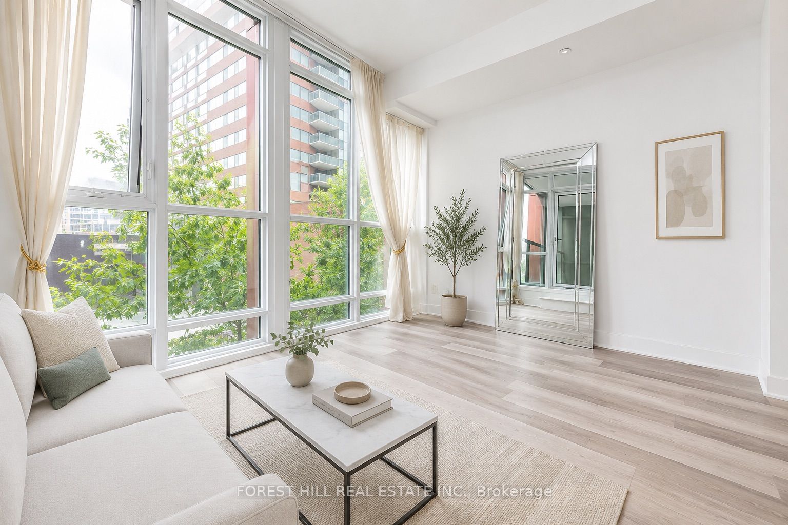 32 Davenport Road 306, Toronto, ON M5R 0B5 photo 2