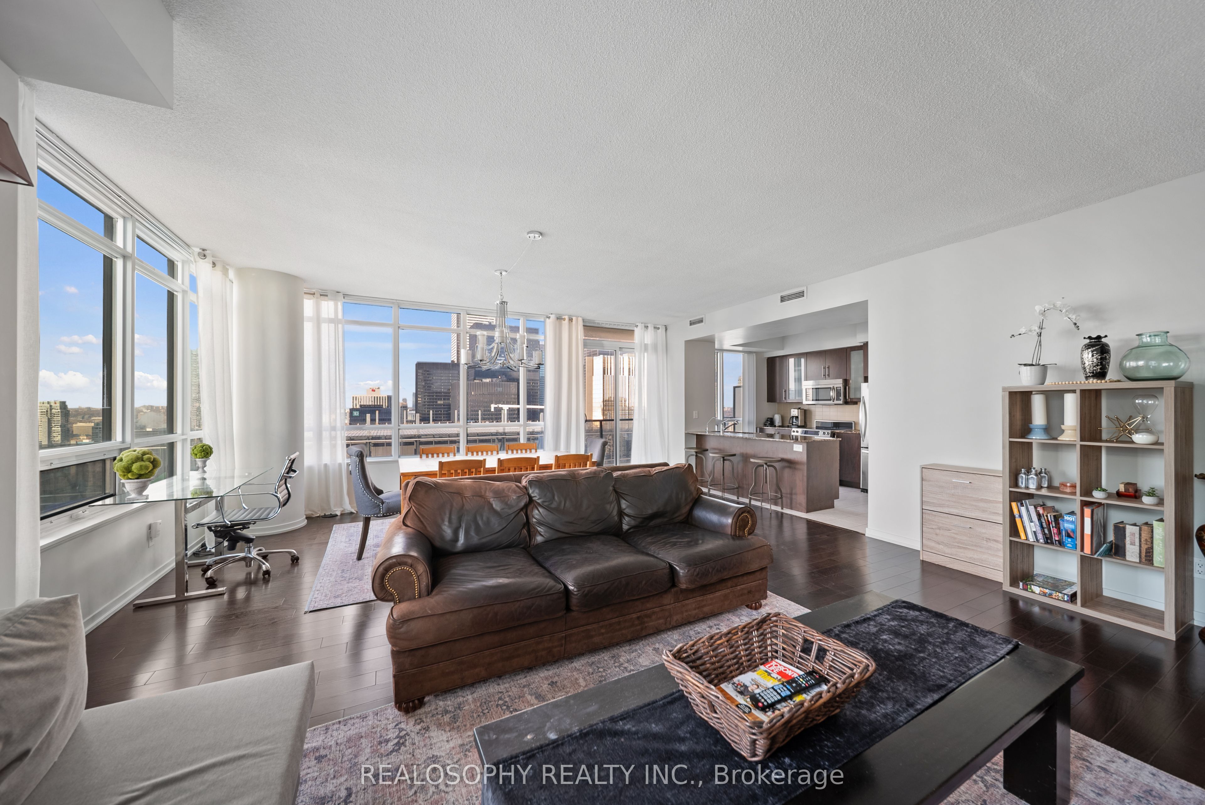 65 Bremner Boulevard 4305, Toronto, ON M5J 0A7 photo 5