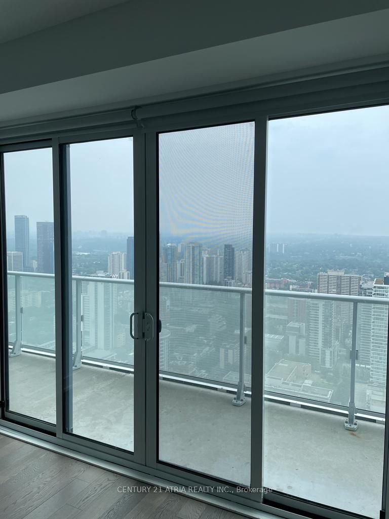 7 Grenville Street 5508, Toronto, ON M4Y 1W9 photo 5