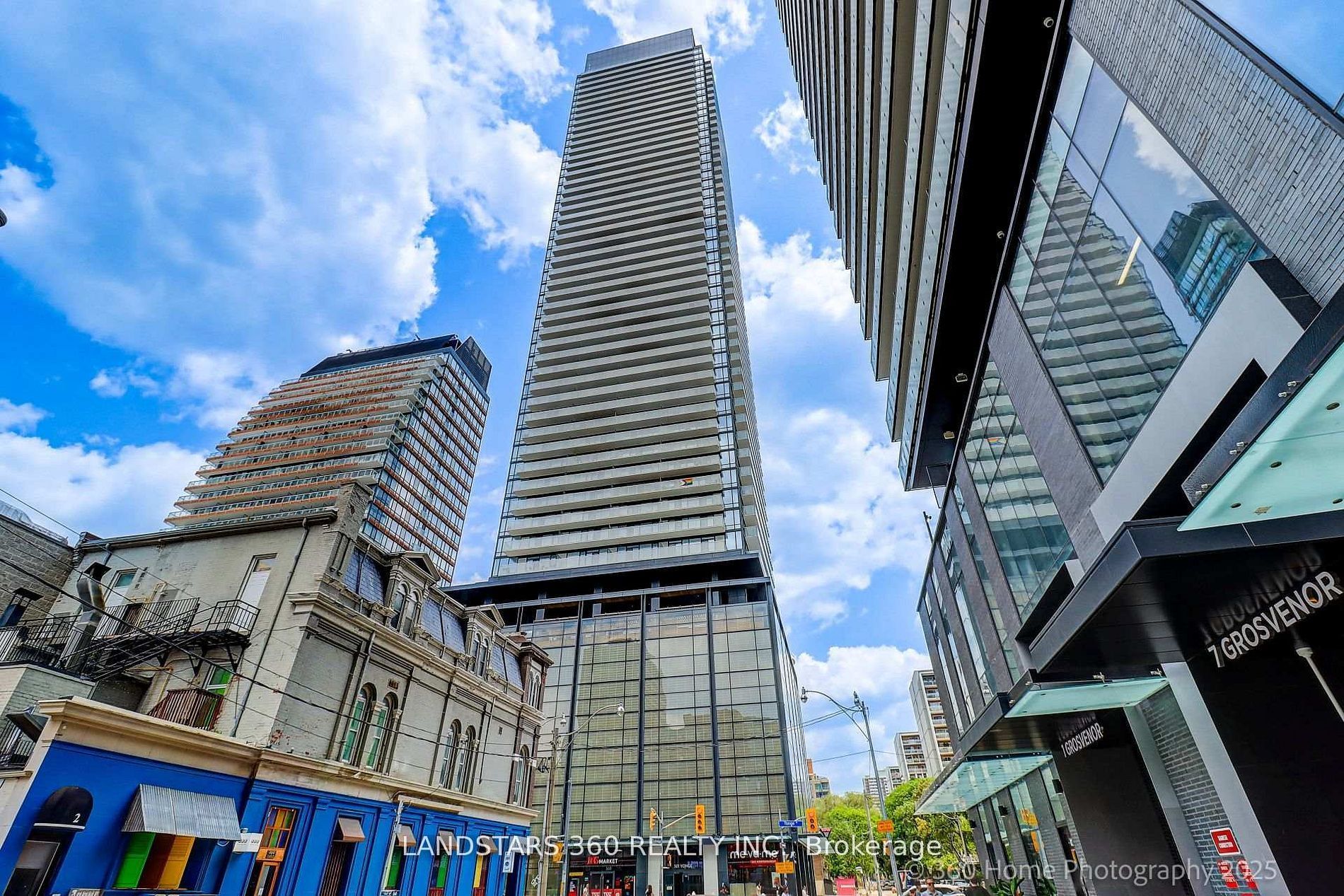 501 Yonge Street 4202, Toronto, ON M4Y 1Y4