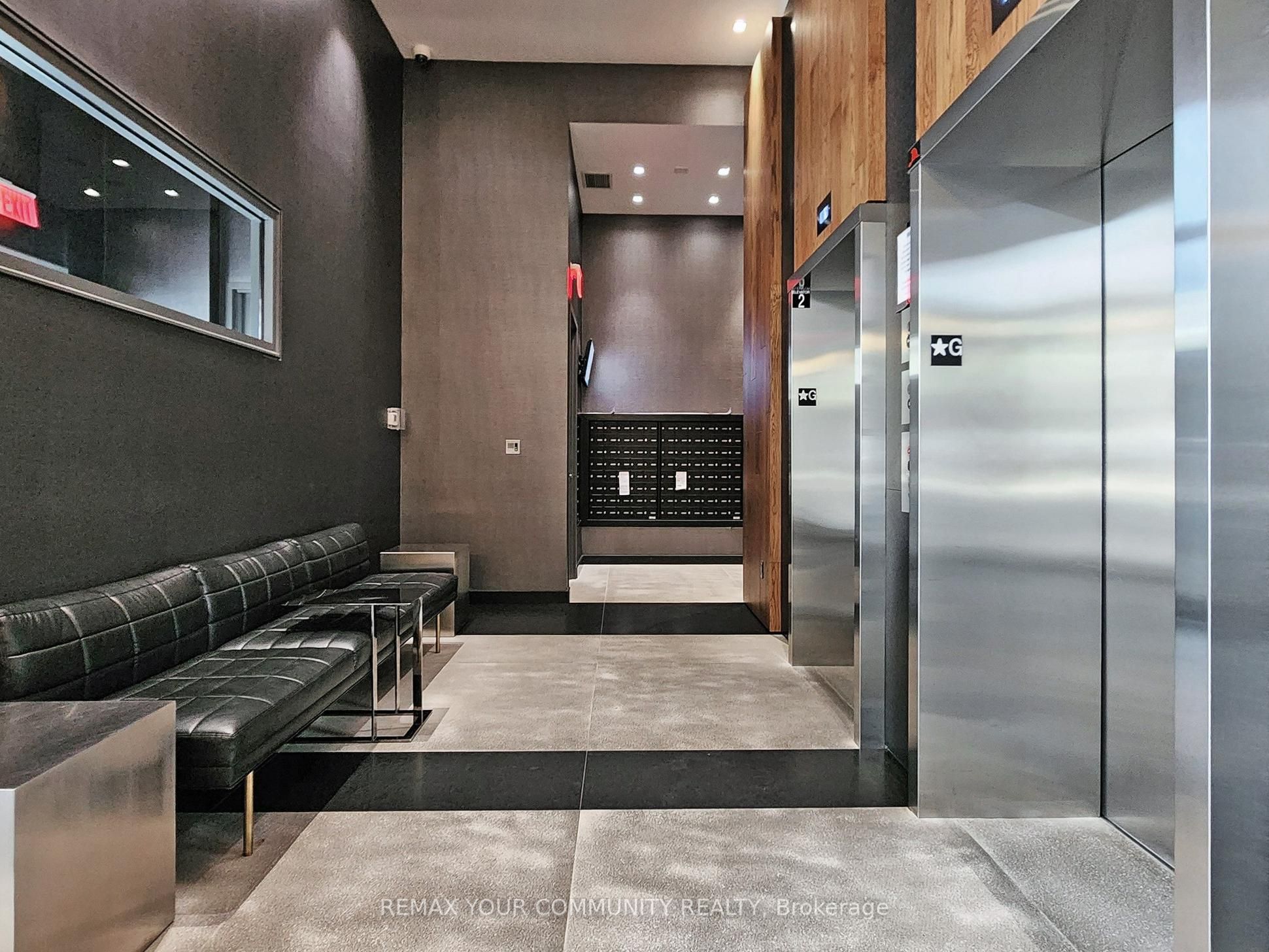 435 Richmond Street W 902, Toronto, ON M5V 0N3 photo 4