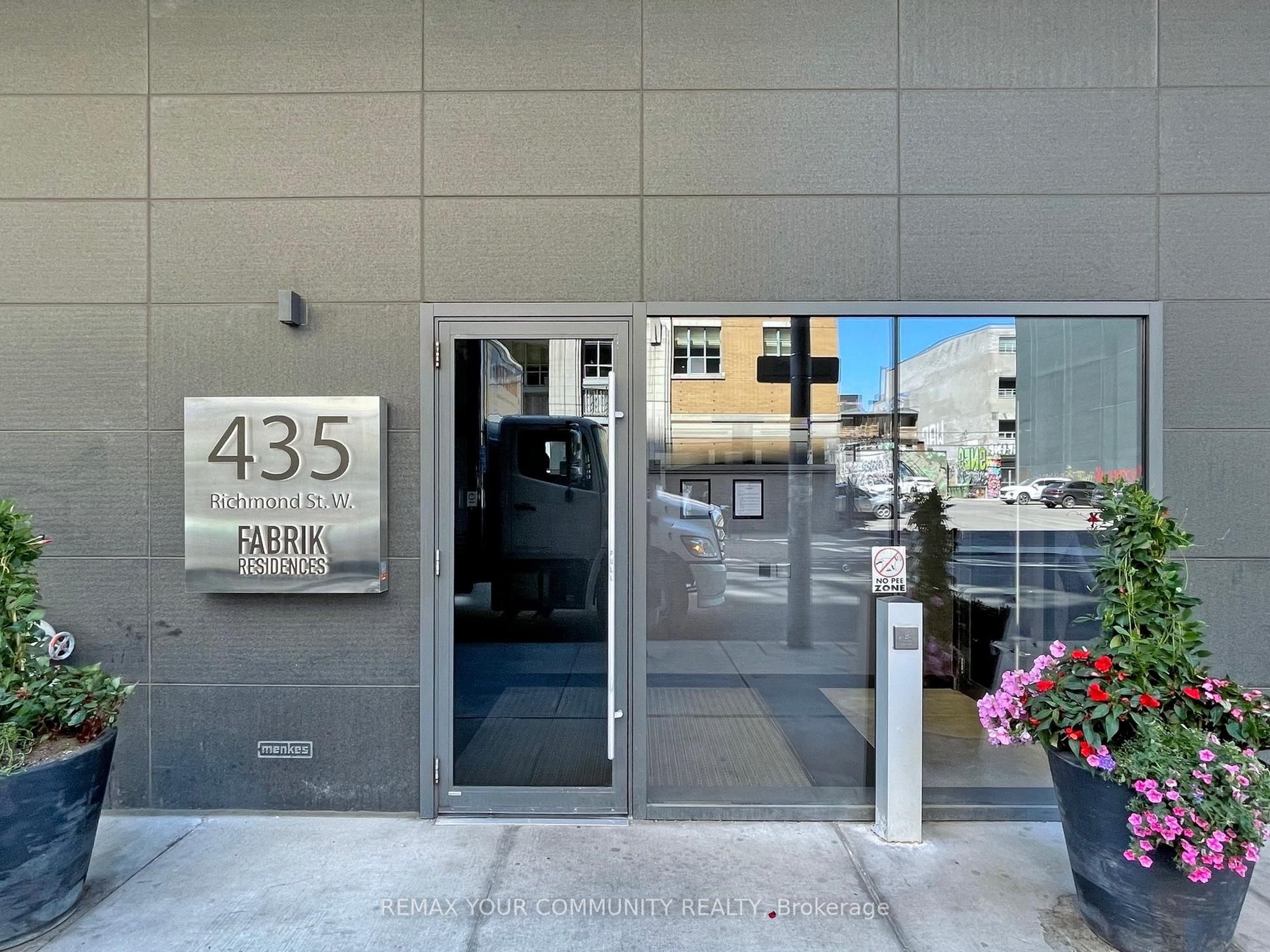 435 Richmond Street W 902, Toronto, ON M5V 0N3 photo 5