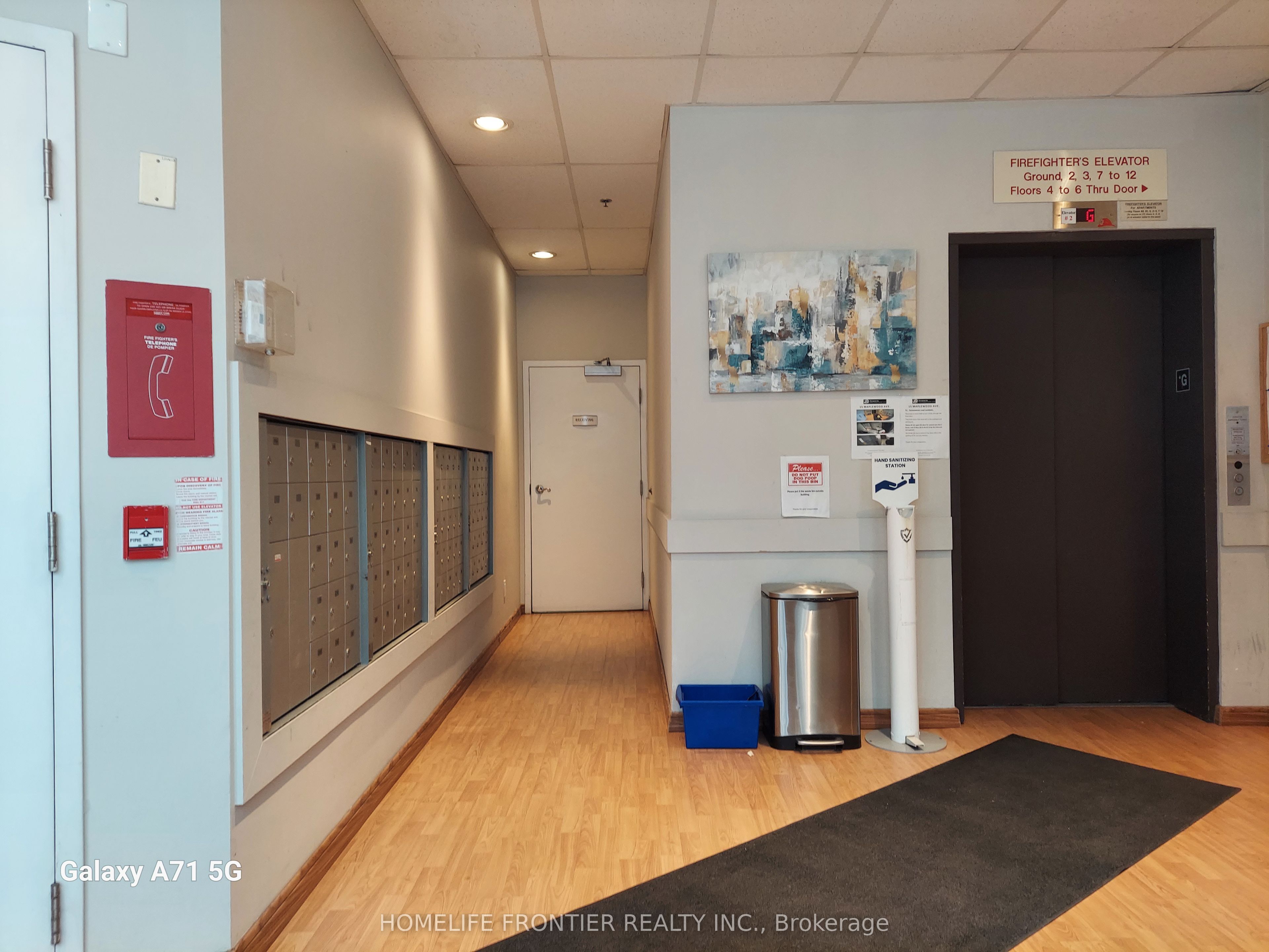 15 Maplewood Avenue 709, Toronto, ON M6C 4B4 photo 3