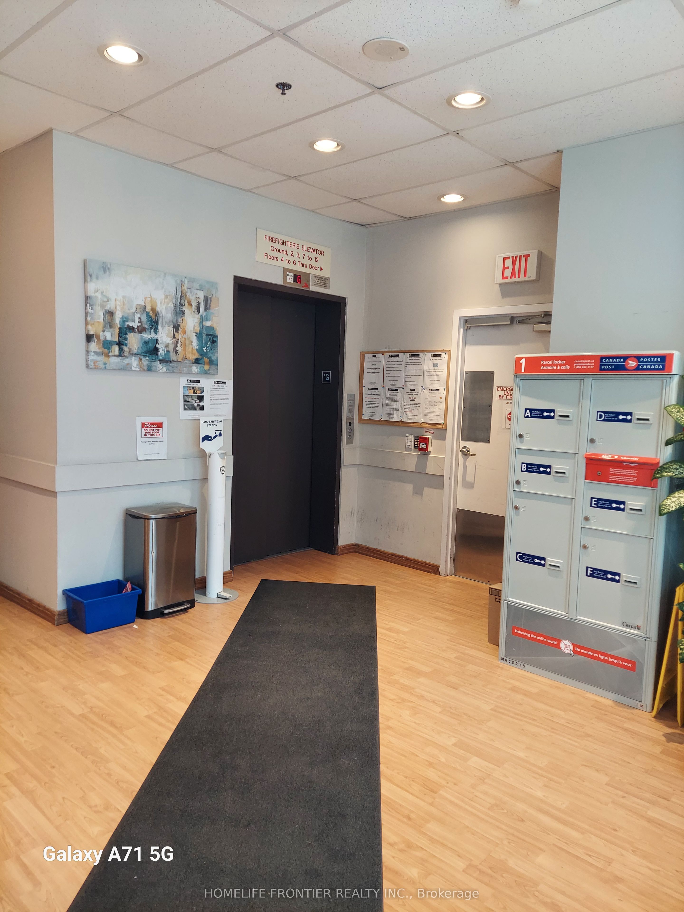 15 Maplewood Avenue 709, Toronto, ON M6C 4B4 photo 4