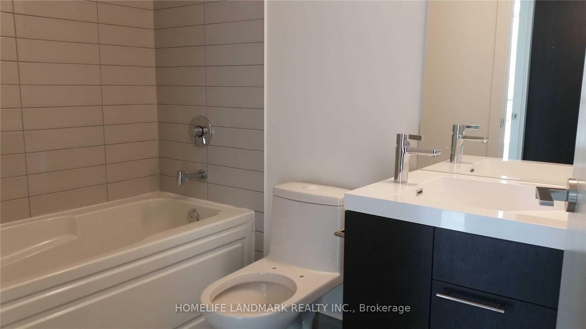 30 Nelson Street 1105, Toronto, ON M5V 0H5 photo 2