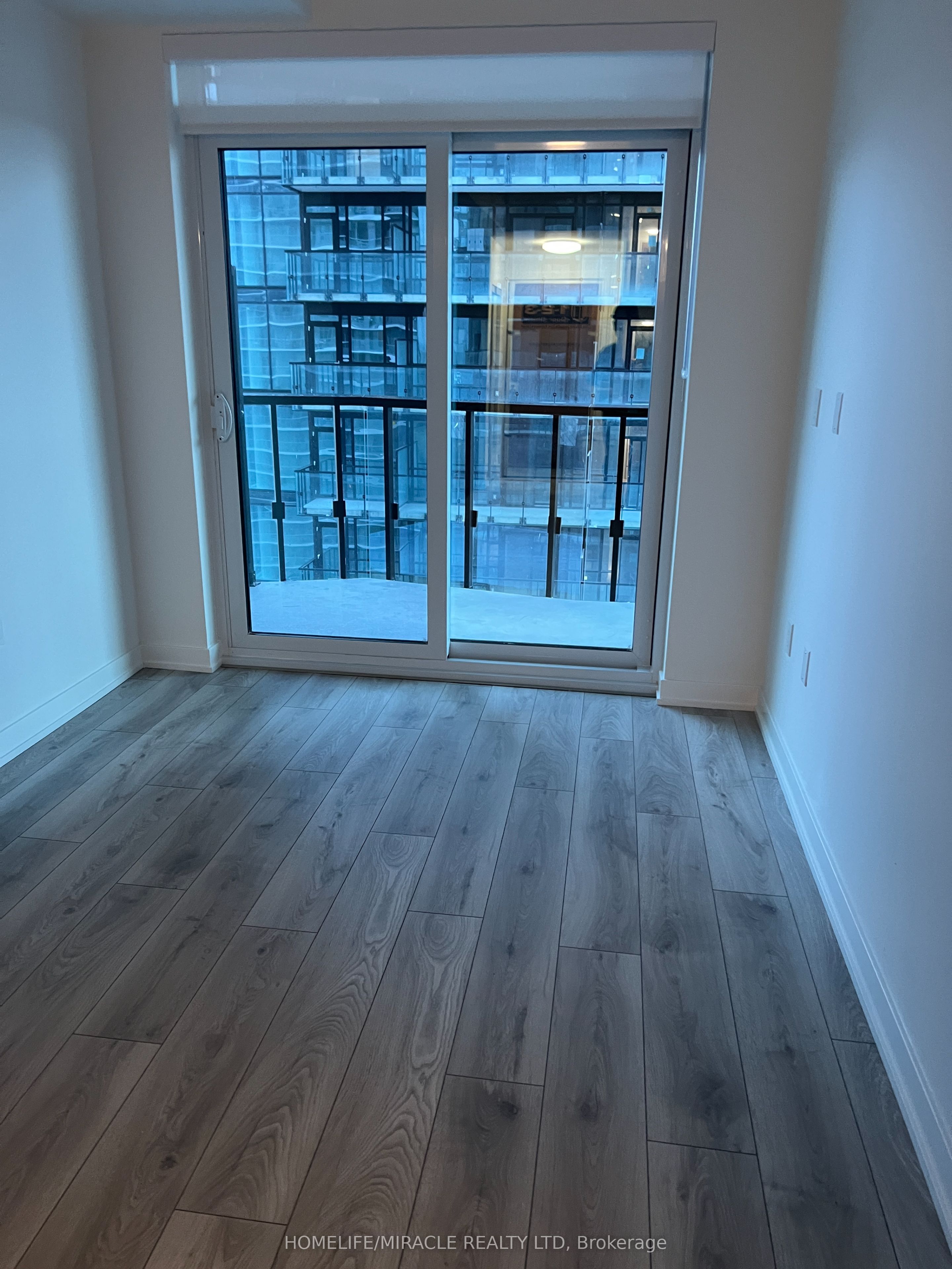 110 Broadway Avenue 1706, Toronto, ON M4P 1V7 photo 3