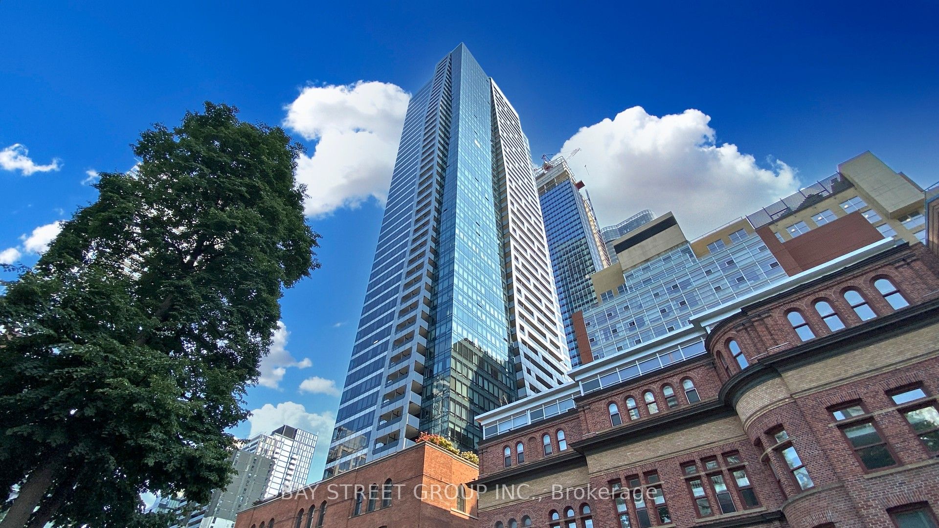 5 St. Joseph Street 3905, Toronto, ON M4Y 0B6
