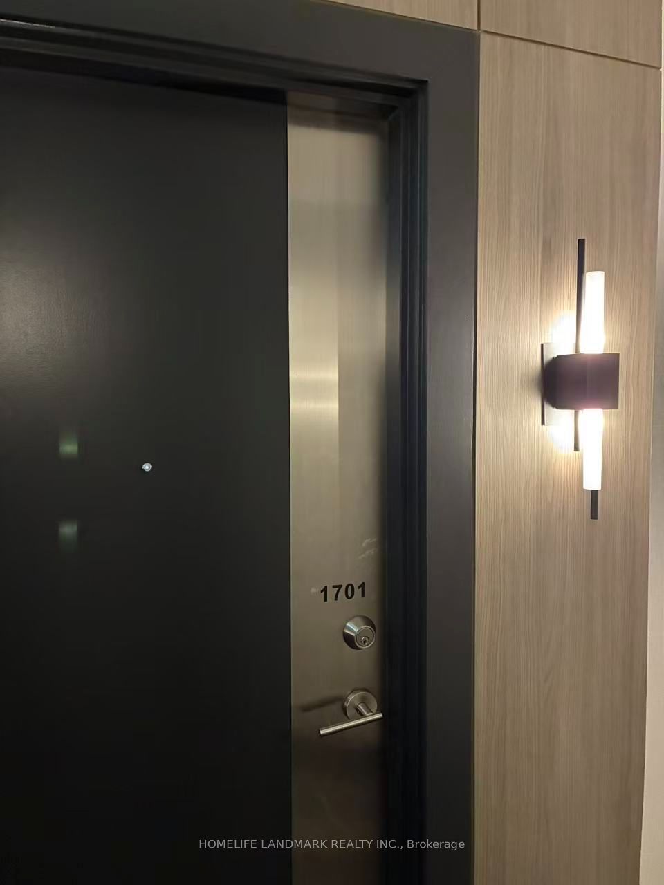 30 Canterbury Place 1701, Toronto, ON M2N 0B9 photo 2