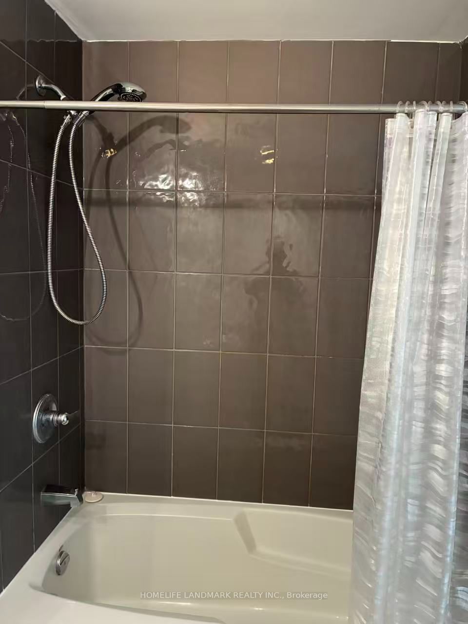 30 Canterbury Place 1701, Toronto, ON M2N 0B9 photo 5
