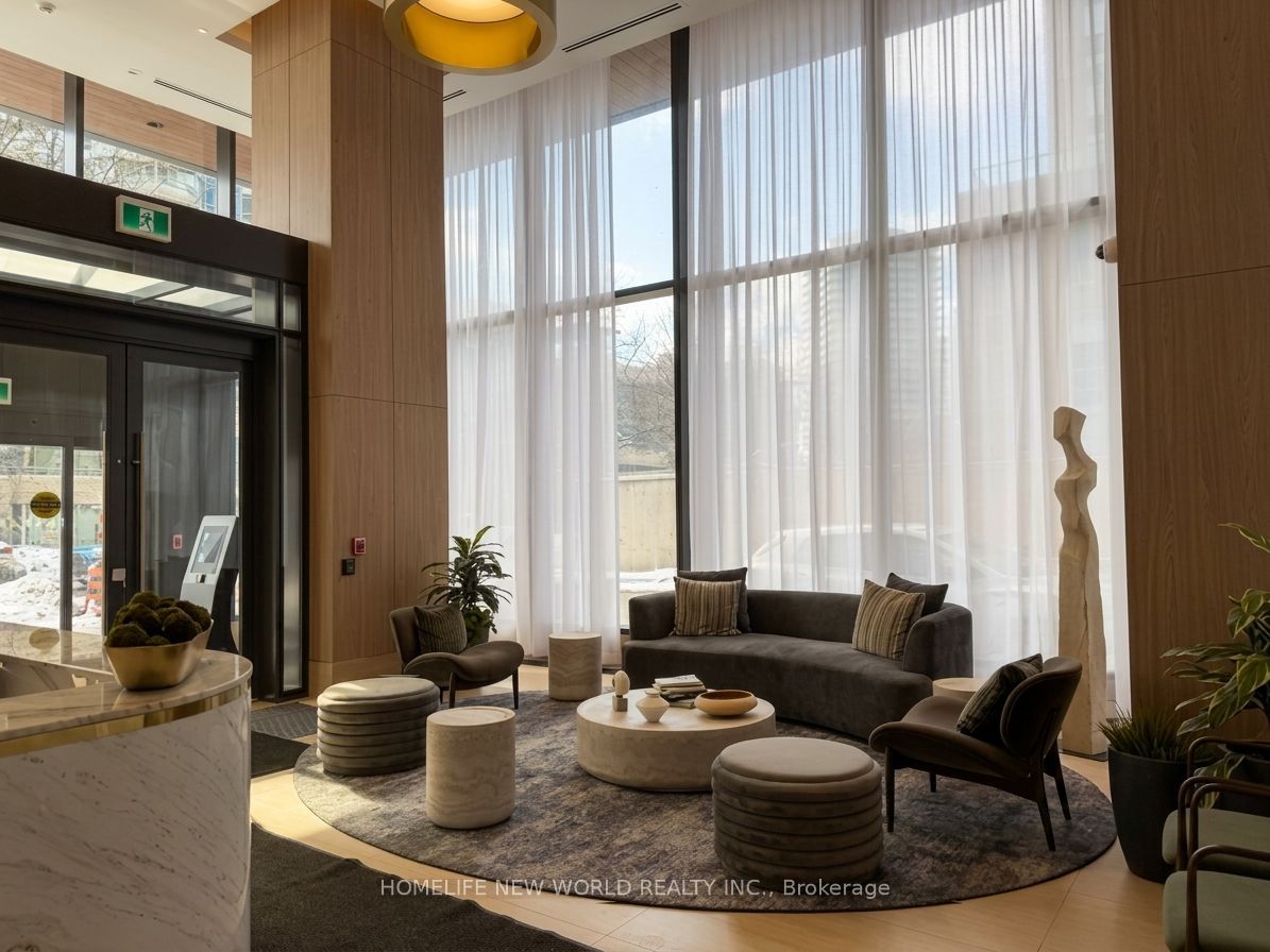 36 Olive Avenue, Toronto, ON M2N 0M4