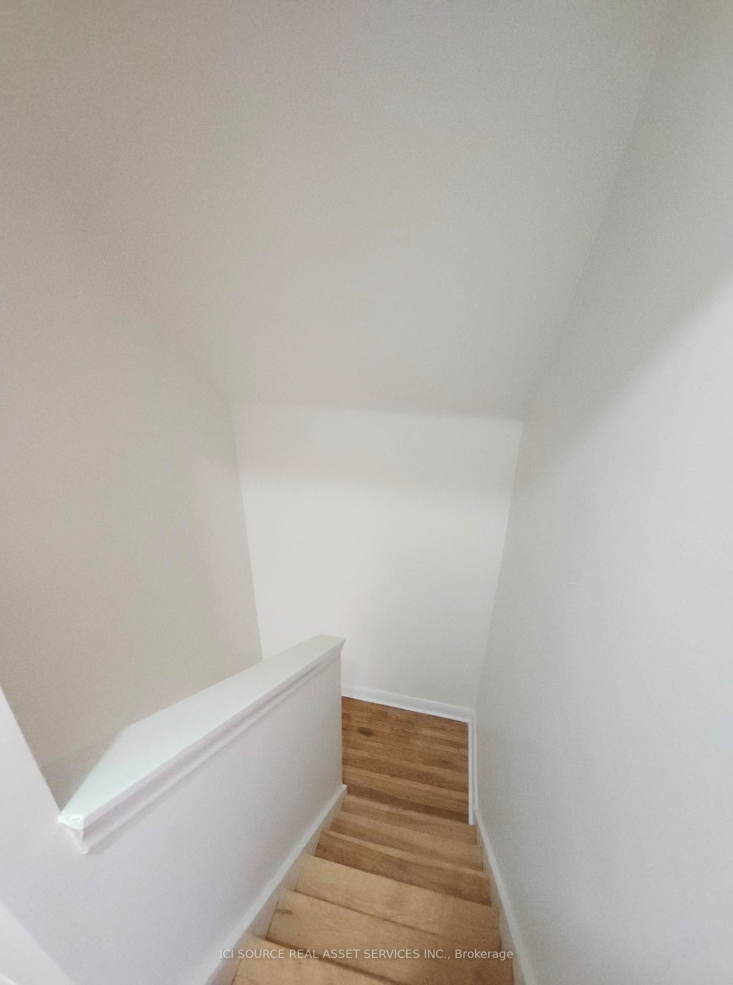 8 Talbot Road, Toronto, ON M2N 2S9 photo 3