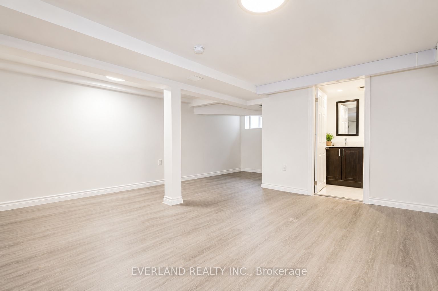 1751 Bayview Avenue Unit A, Toronto, ON M4G 3C5 photo 2