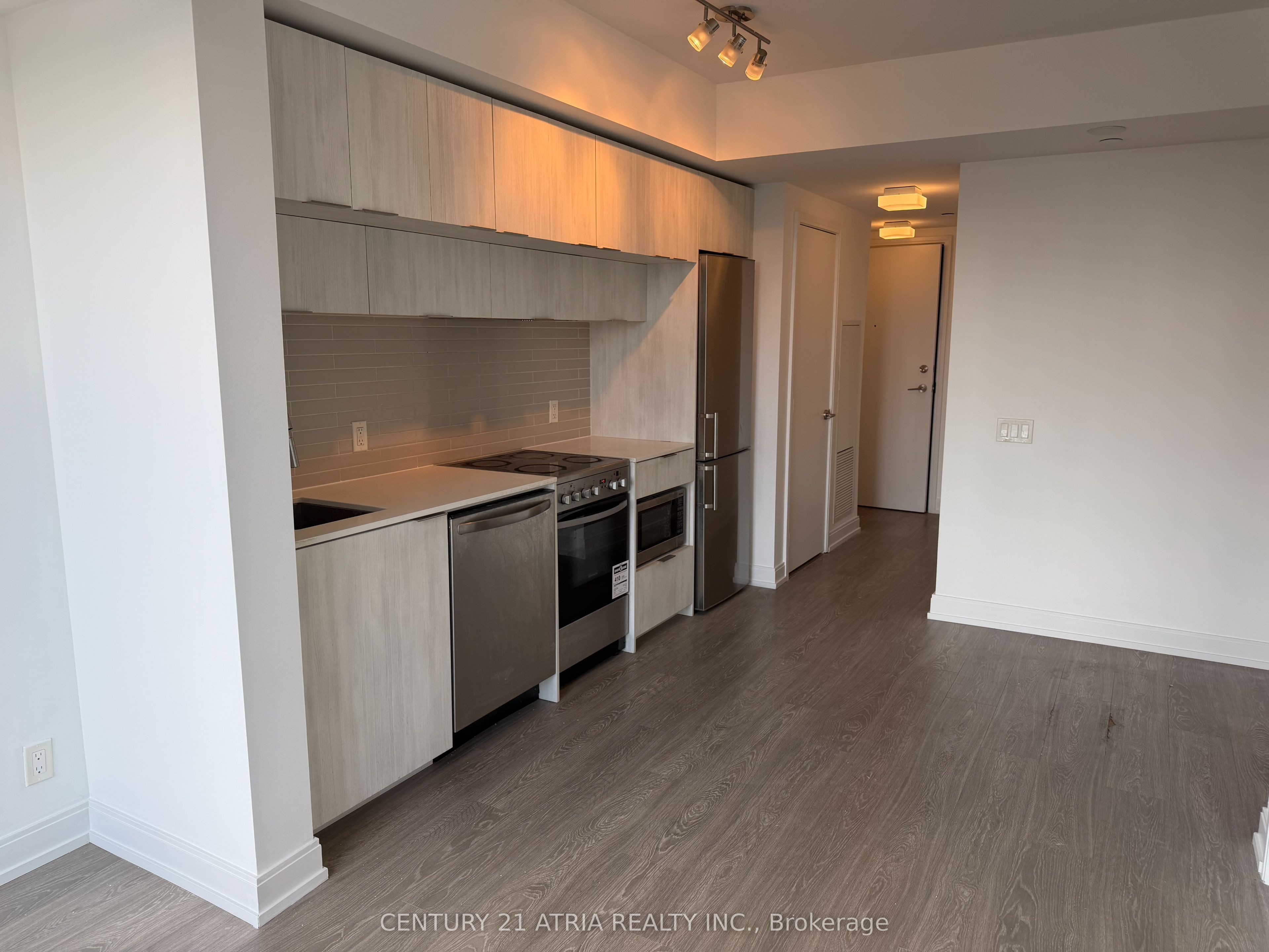 181 Dundas Street E 3908, Toronto, ON M5A 0N5 photo 5