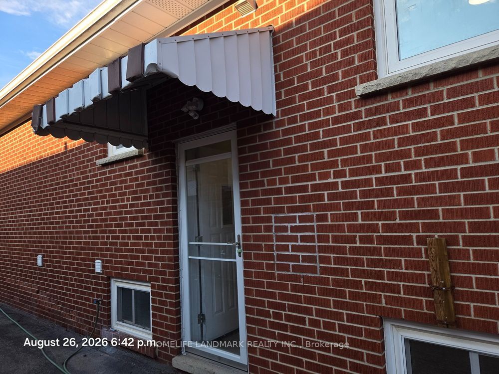 98 Newton Drive #Basement, Toronto, ON M2M 2N1