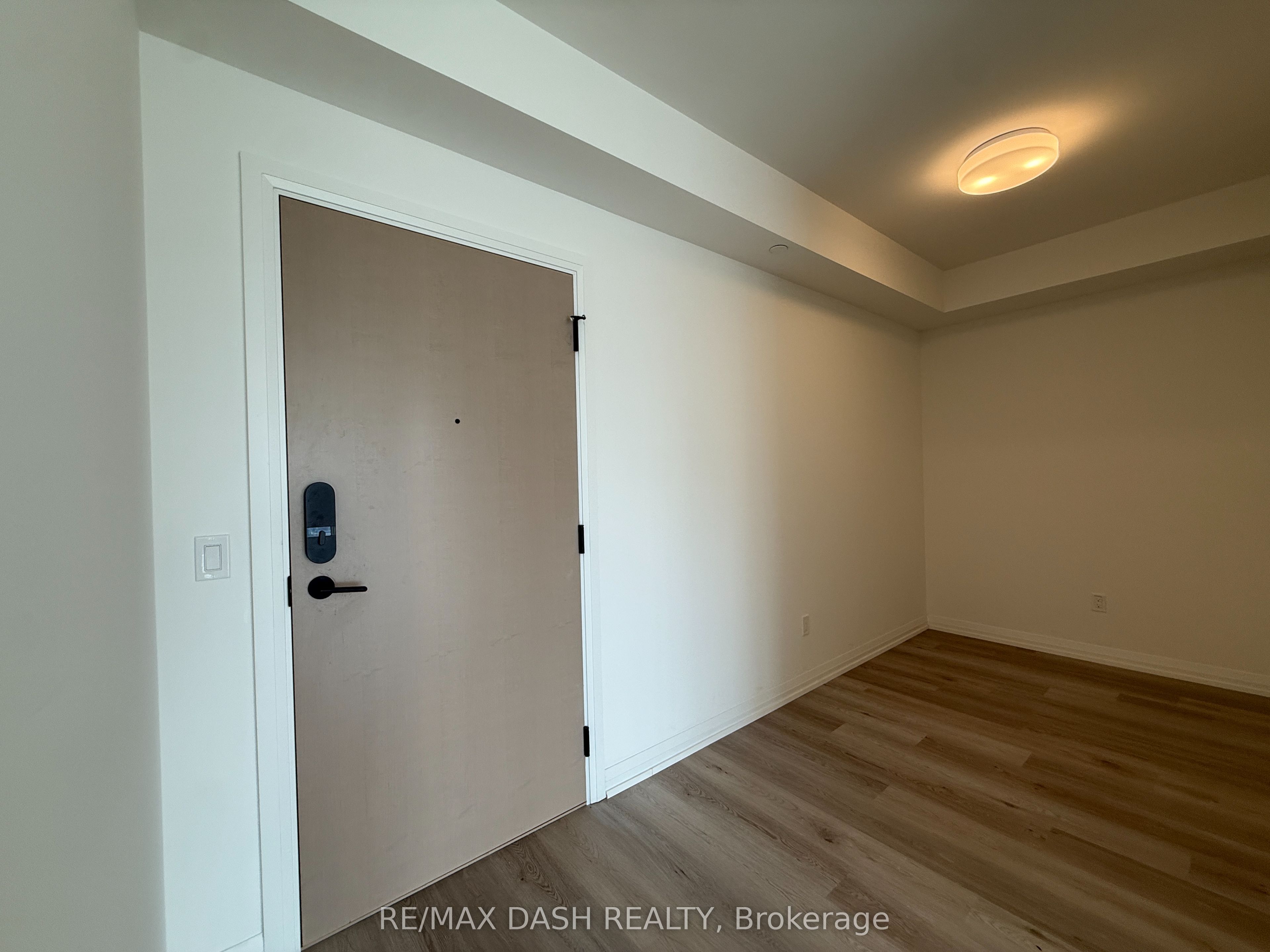 280 Dundas Street W 3107, Toronto, ON M5T 0E3 photo 2