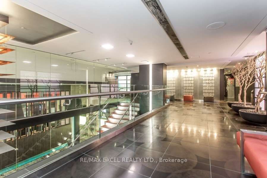 210 Victoria Street 2108, Toronto, ON M5B 2R3 photo 4