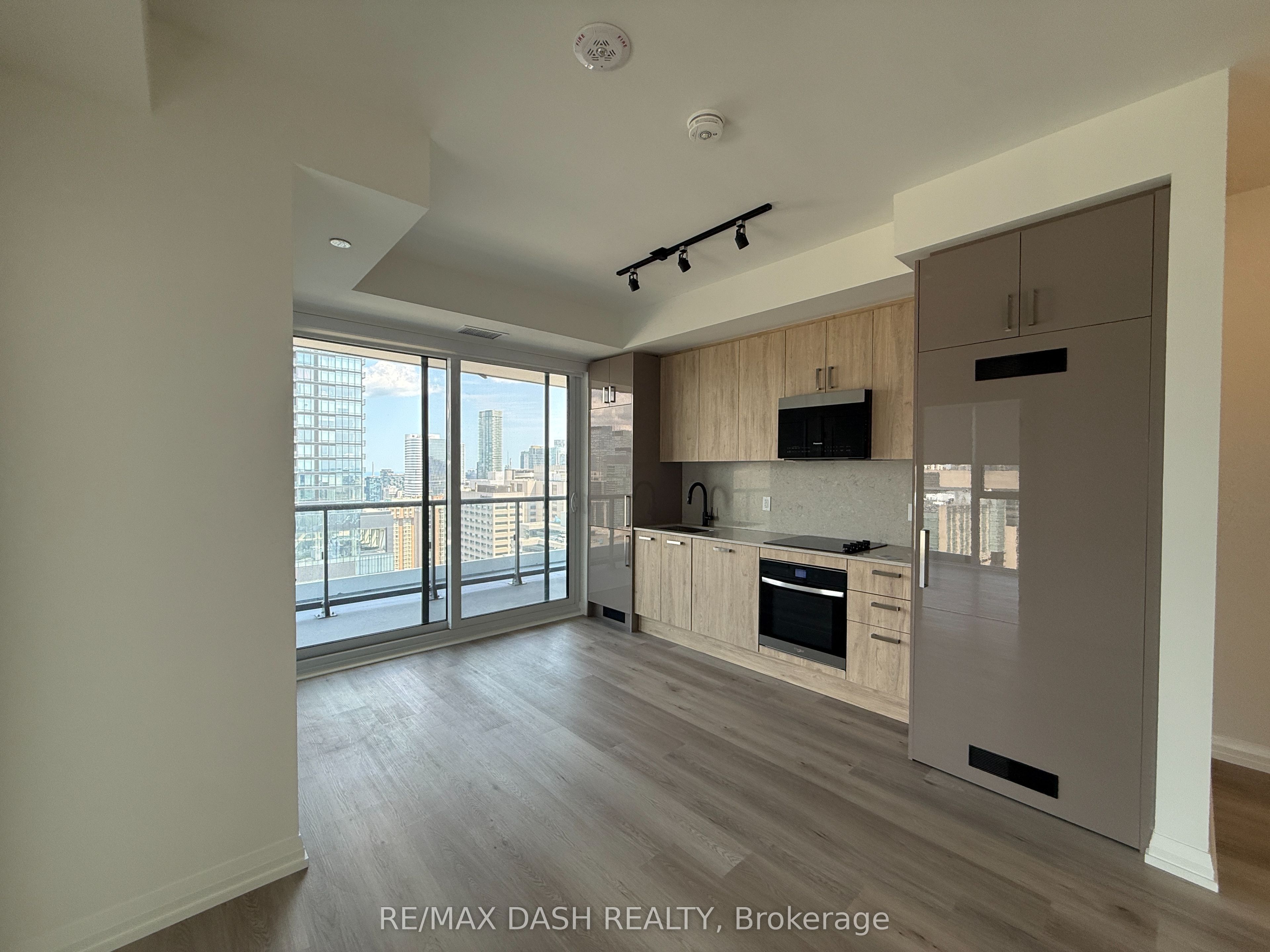 280 Dundas Street W LP03, Toronto, ON M5T 0E3 photo 3