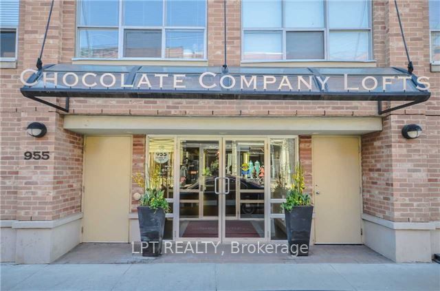 955 Queen Street W 414, Toronto, ON M6J 1G9 photo 2