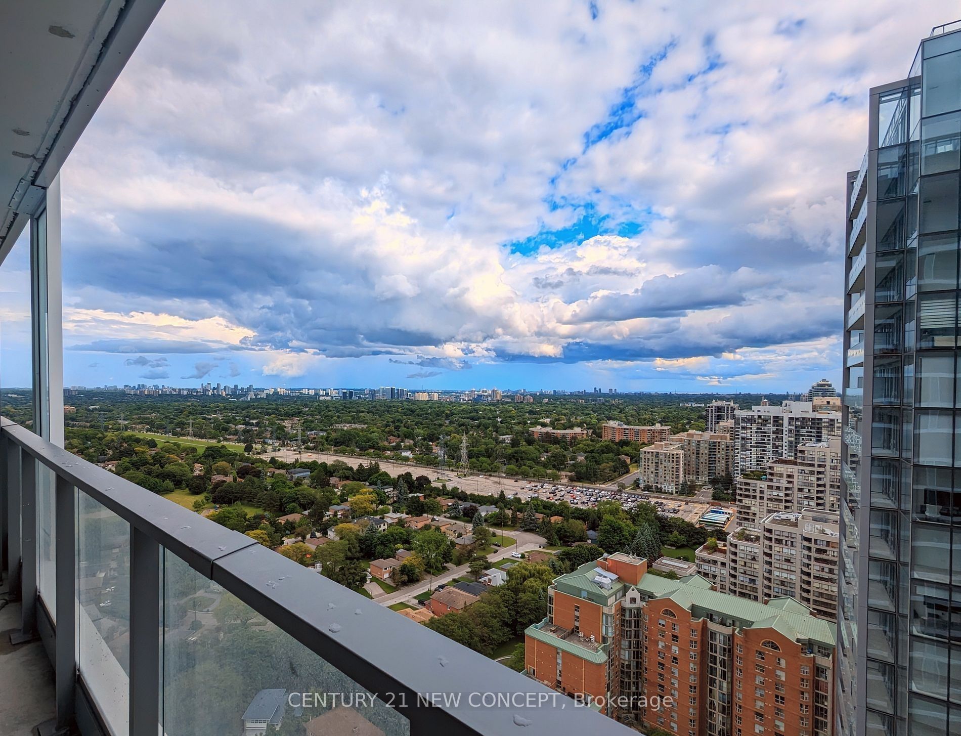 7 Golden Lion Heights 2905, Toronto, ON M2M 0C1