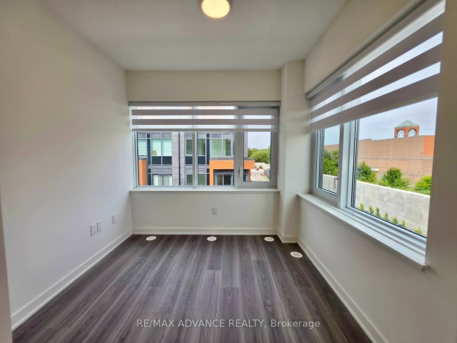 75 Curlew Drive 3, Toronto, ON M3A 0A9 photo 3