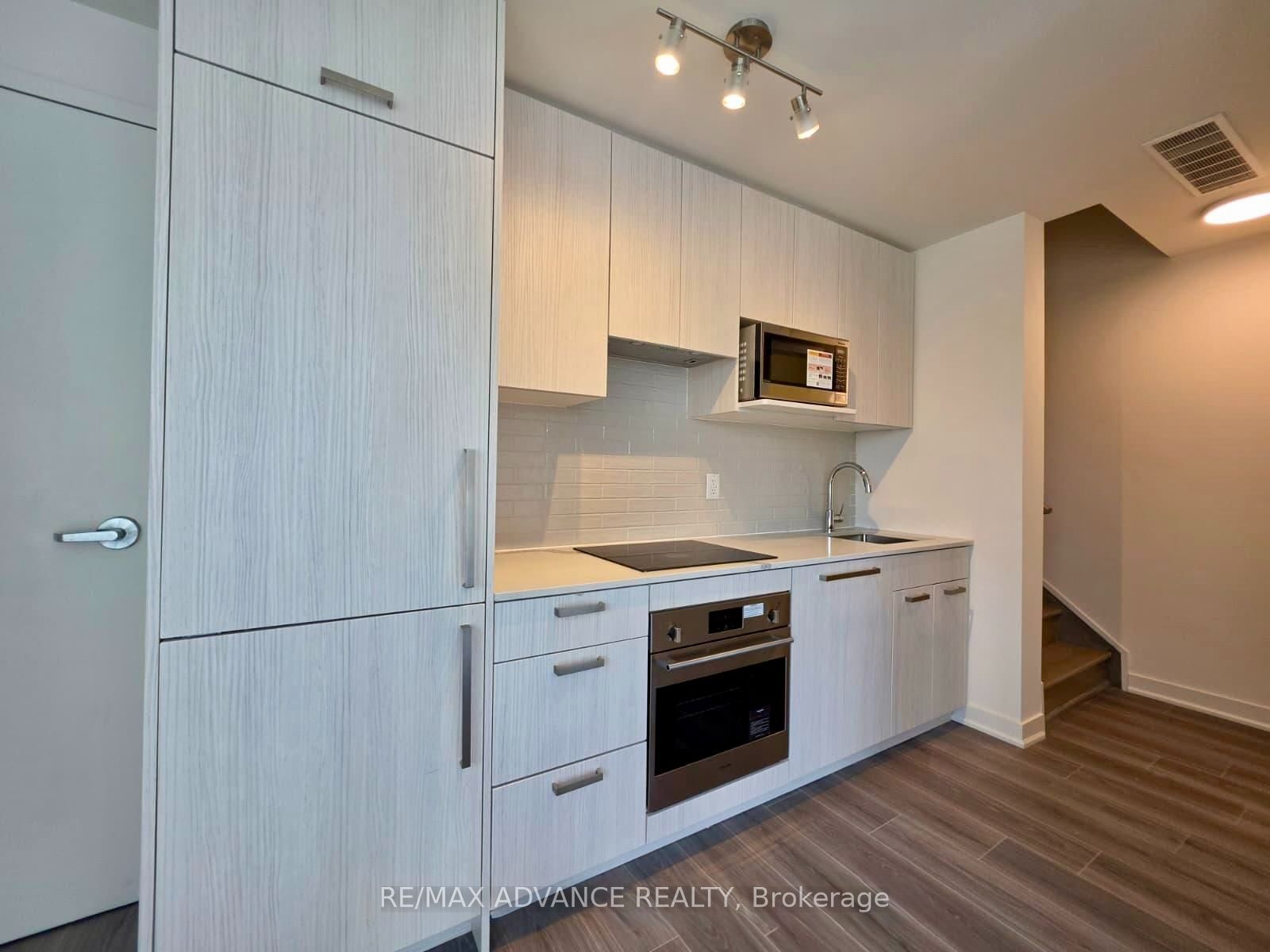 75 Curlew Drive 3, Toronto, ON M3A 0A9 photo 5