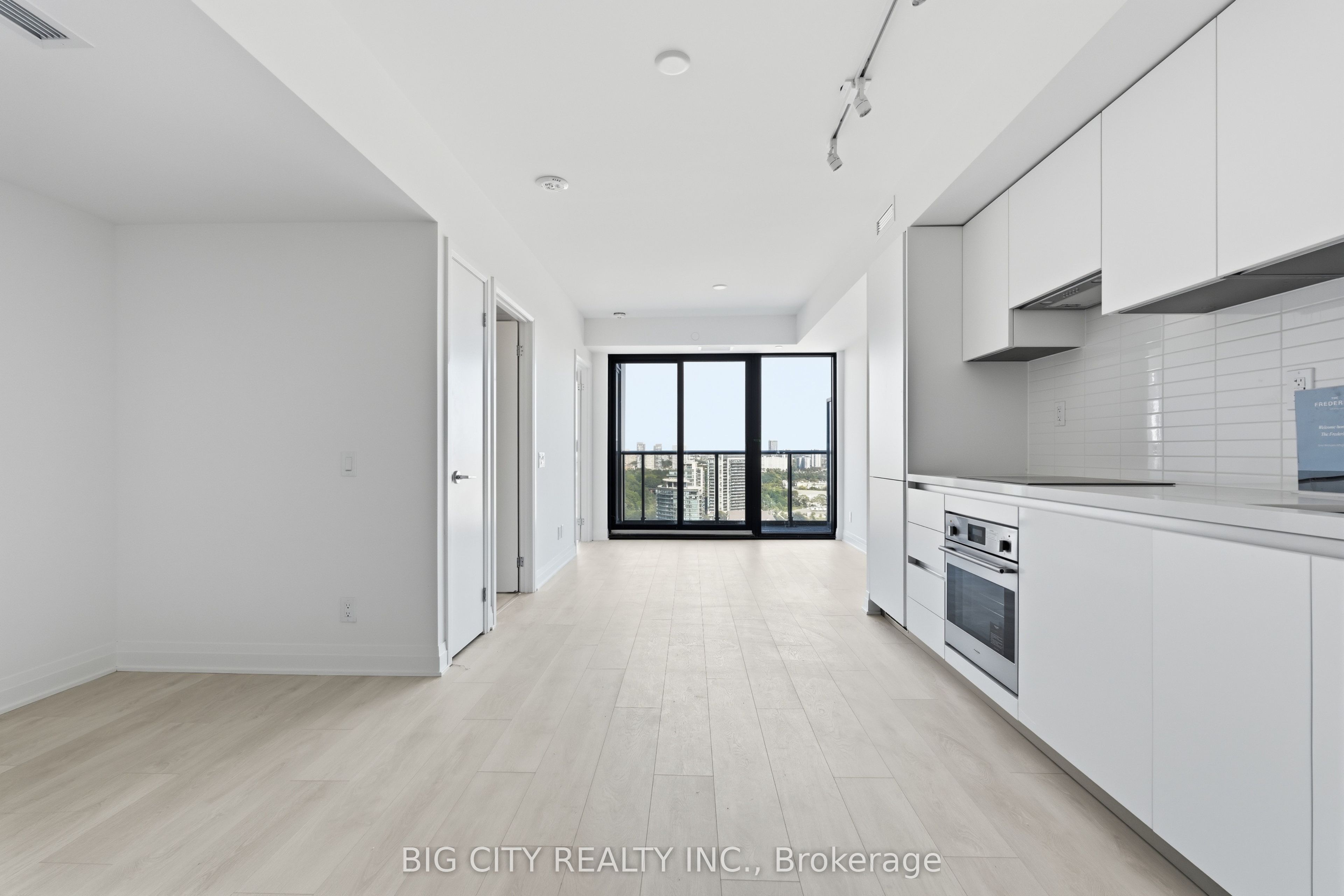 25 Frederick Todd Way 2108, Toronto, ON M4G 0C6 photo 4