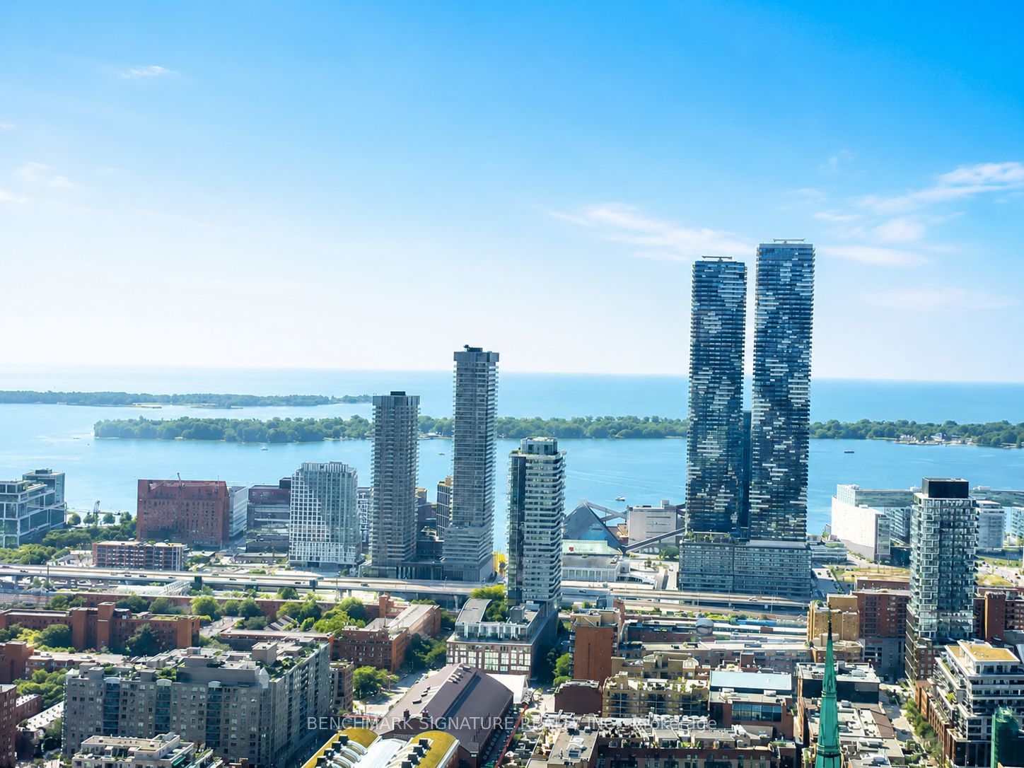 88 Queen Street E 5209, Toronto, ON M5C 0B6