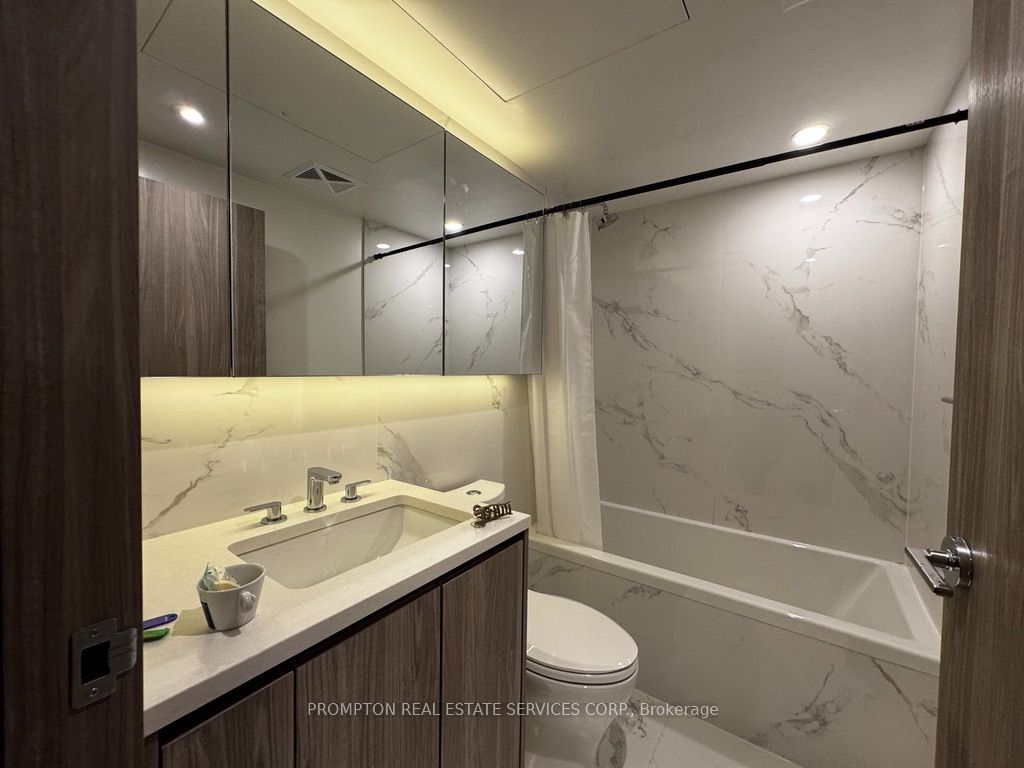 27 Mcmahon Drive 307, Toronto, ON M2K 0J2 photo 4