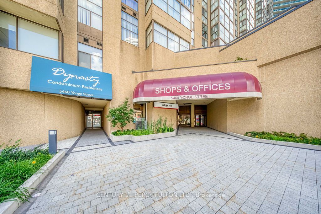 5460 Yonge Street 906, Toronto, ON M2N 6K7 photo 2