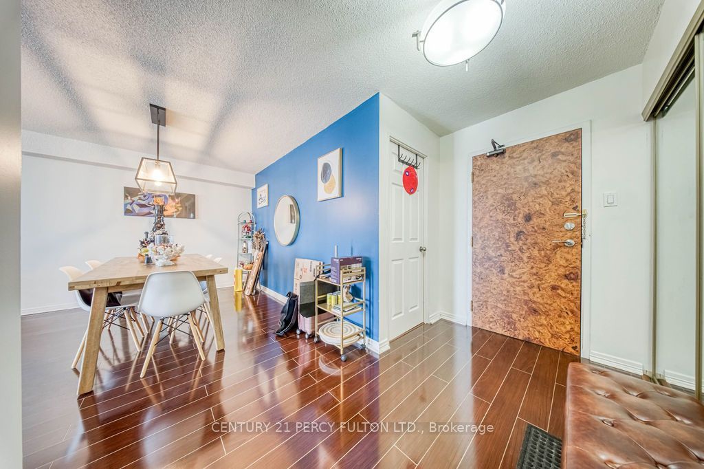 5460 Yonge Street 906, Toronto, ON M2N 6K7 photo 5