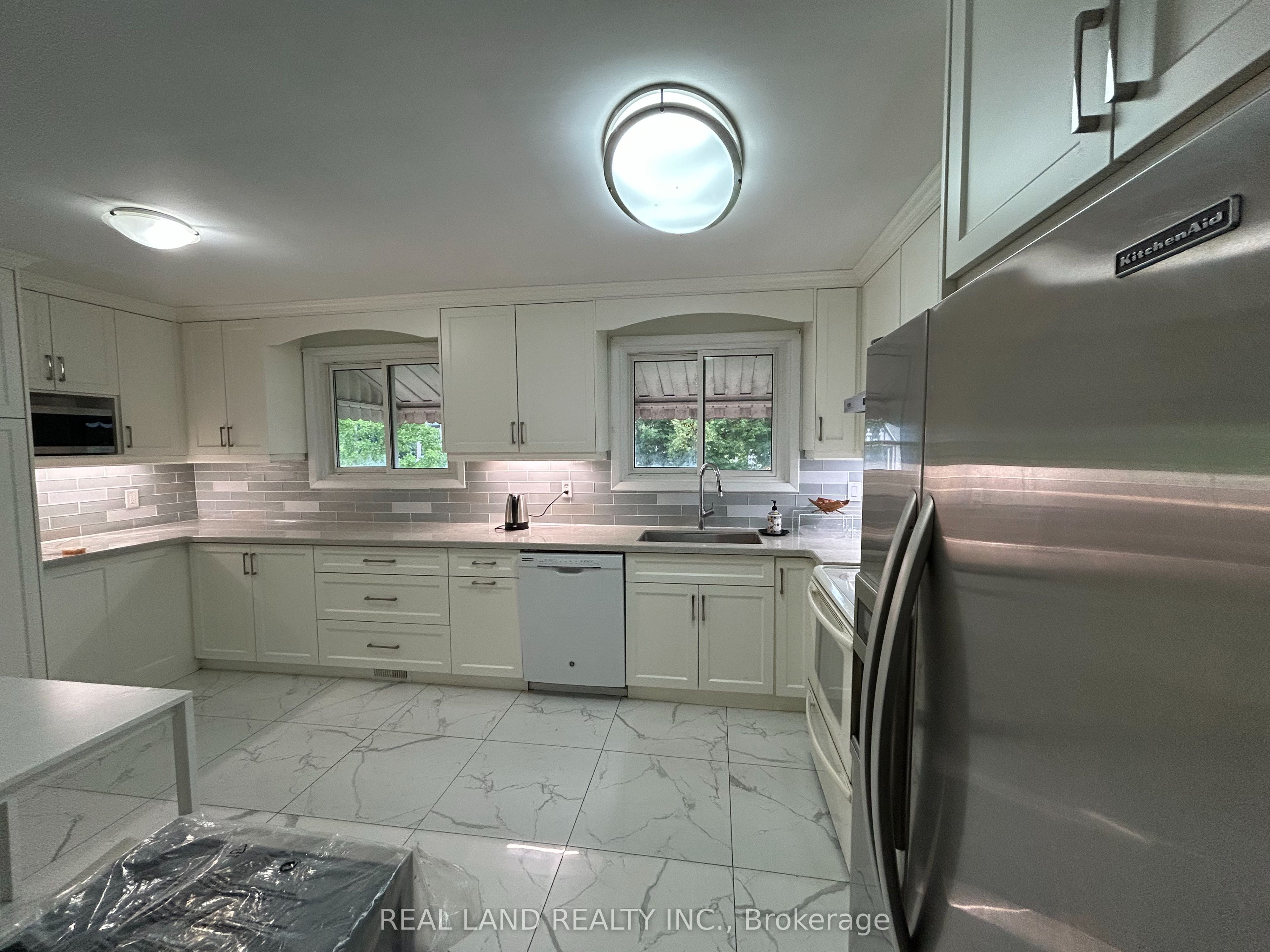 37 Pawnee Avenue, Toronto, ON M2H 3C6 photo 5