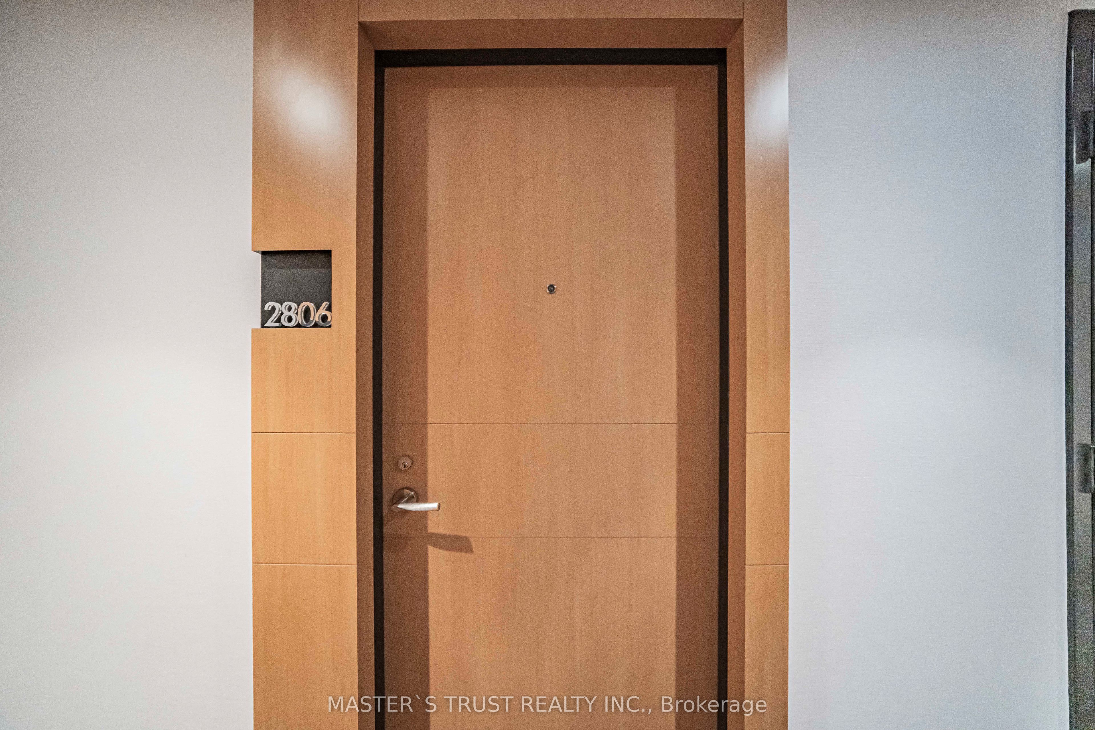 11 Wellesley Street W 2806, Toronto, ON M4Y 1E8 photo 5