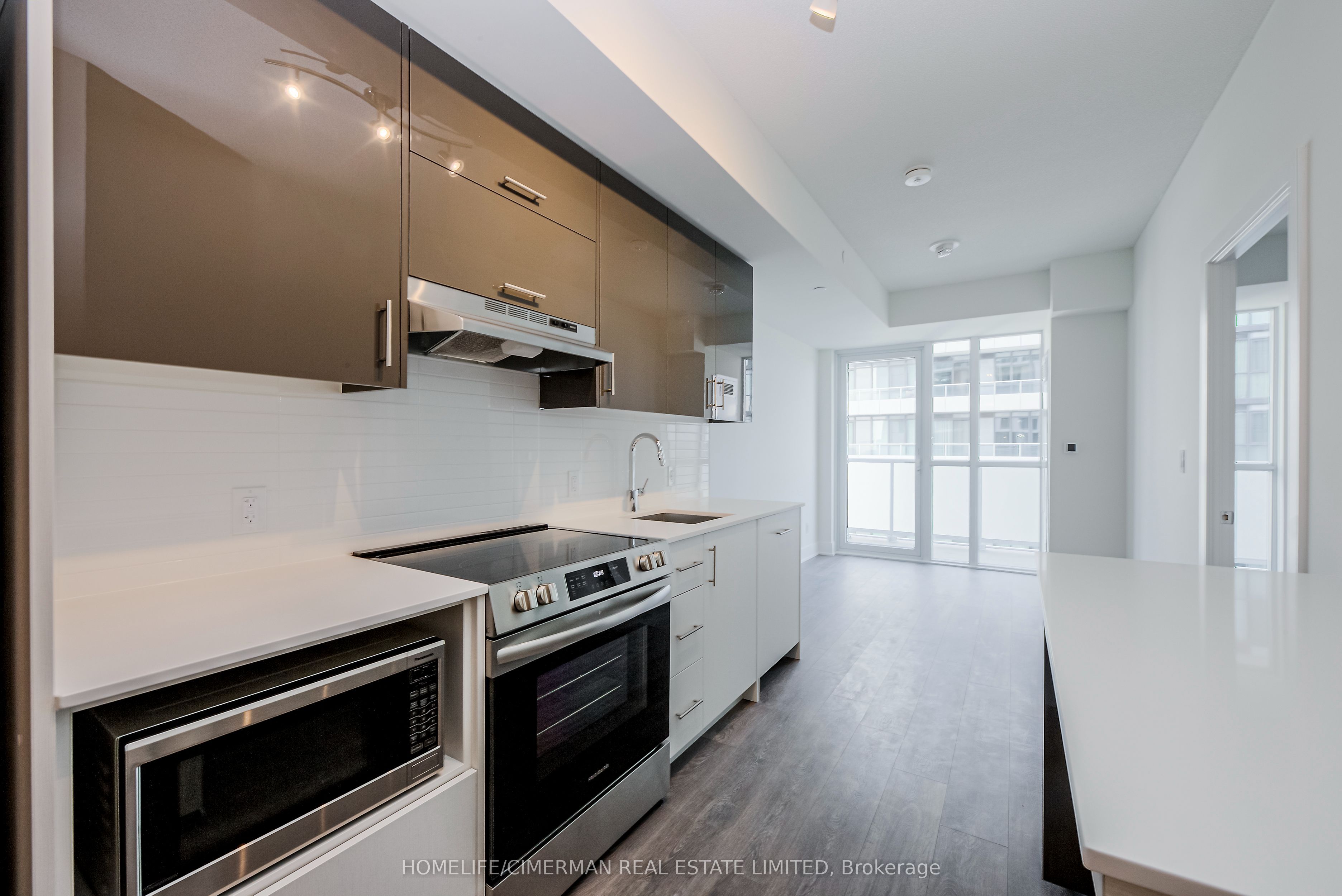 188 Fairview Mall Drive 1816, Toronto, ON M2J 0H7 photo 2