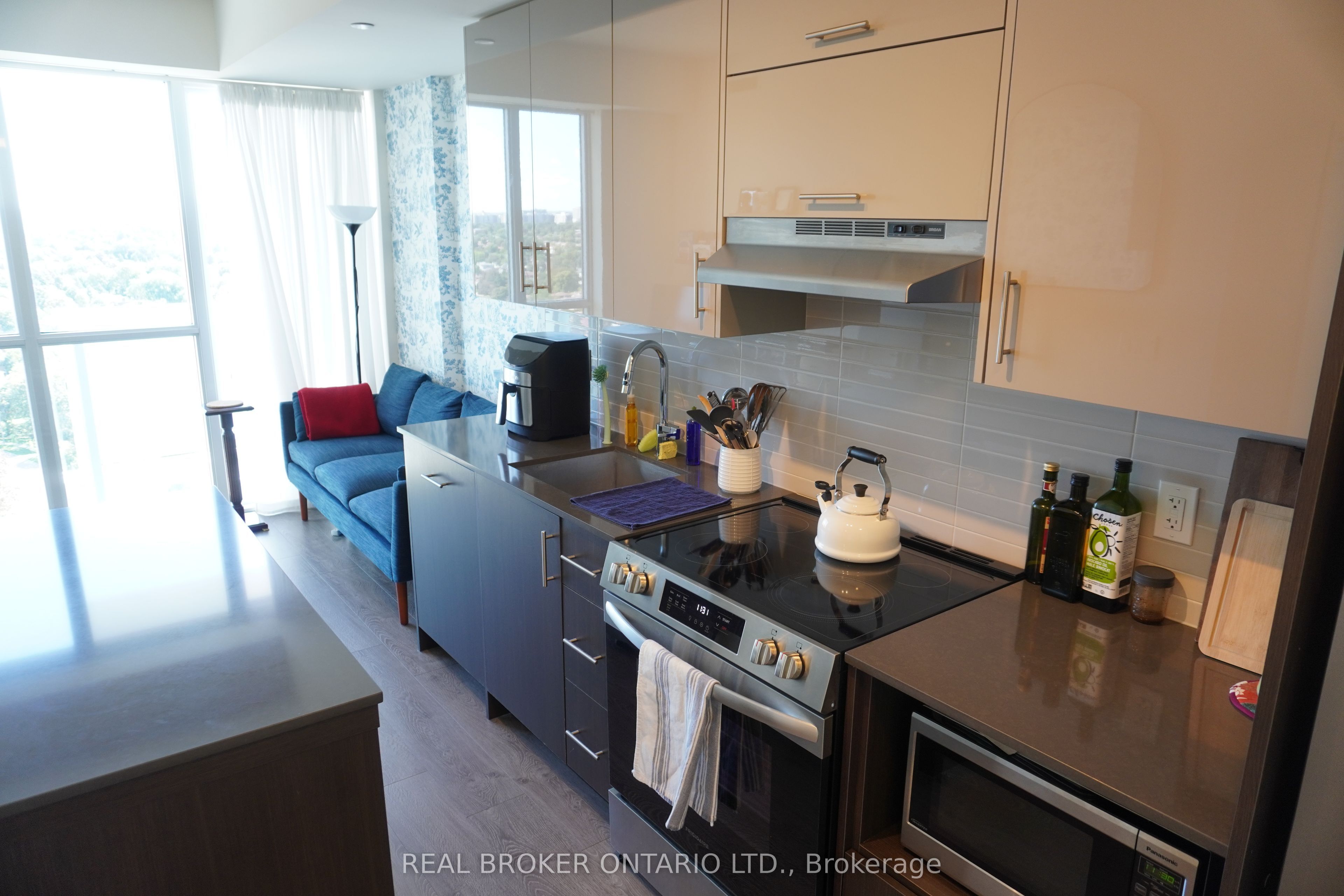 188 Fairview Mall Drive 1908, Toronto, ON M2J 4T1 photo 2