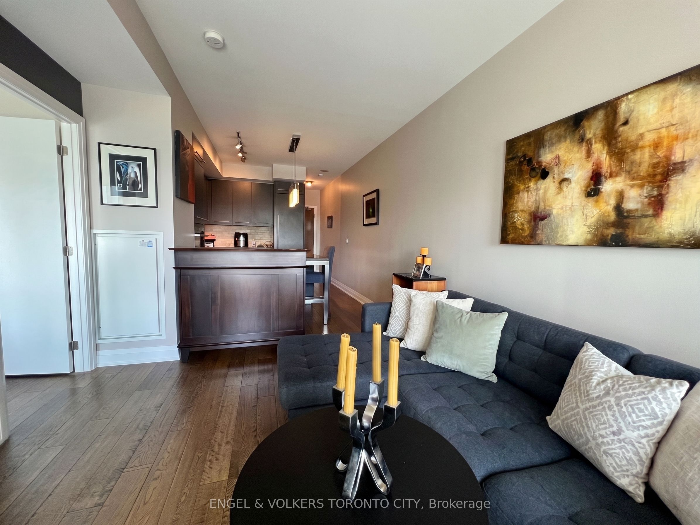 80 John Street 2804, Toronto, ON M5V 3X4 photo 4