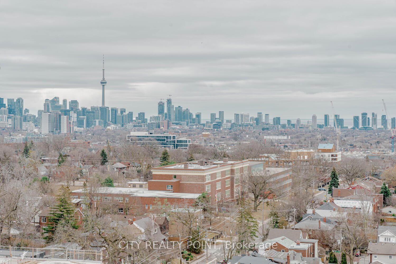 185 Alberta Avenue 1206, Toronto, ON M6C 0A5 photo 4