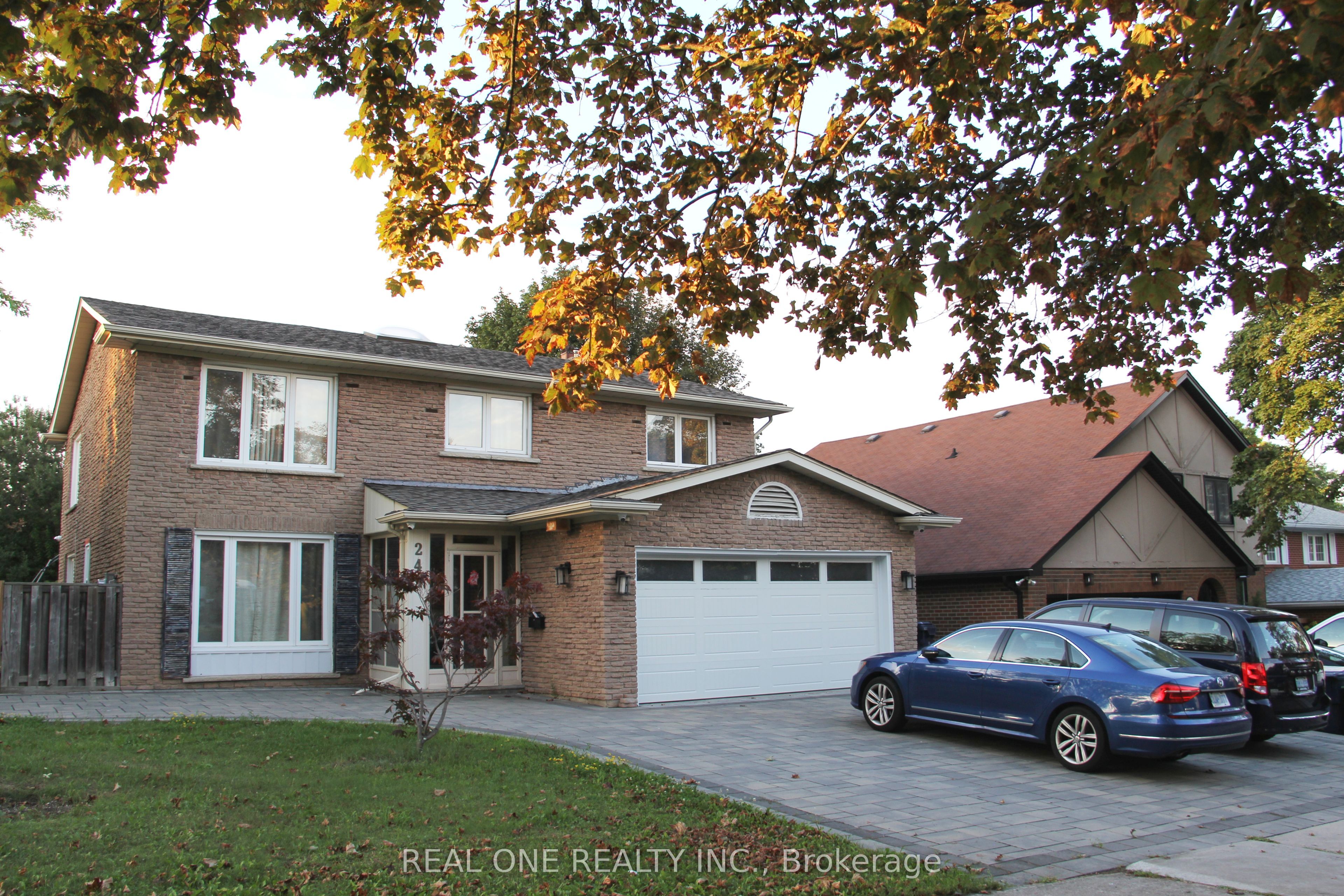 243 Kingslake Road, Toronto, ON M2J 3G9