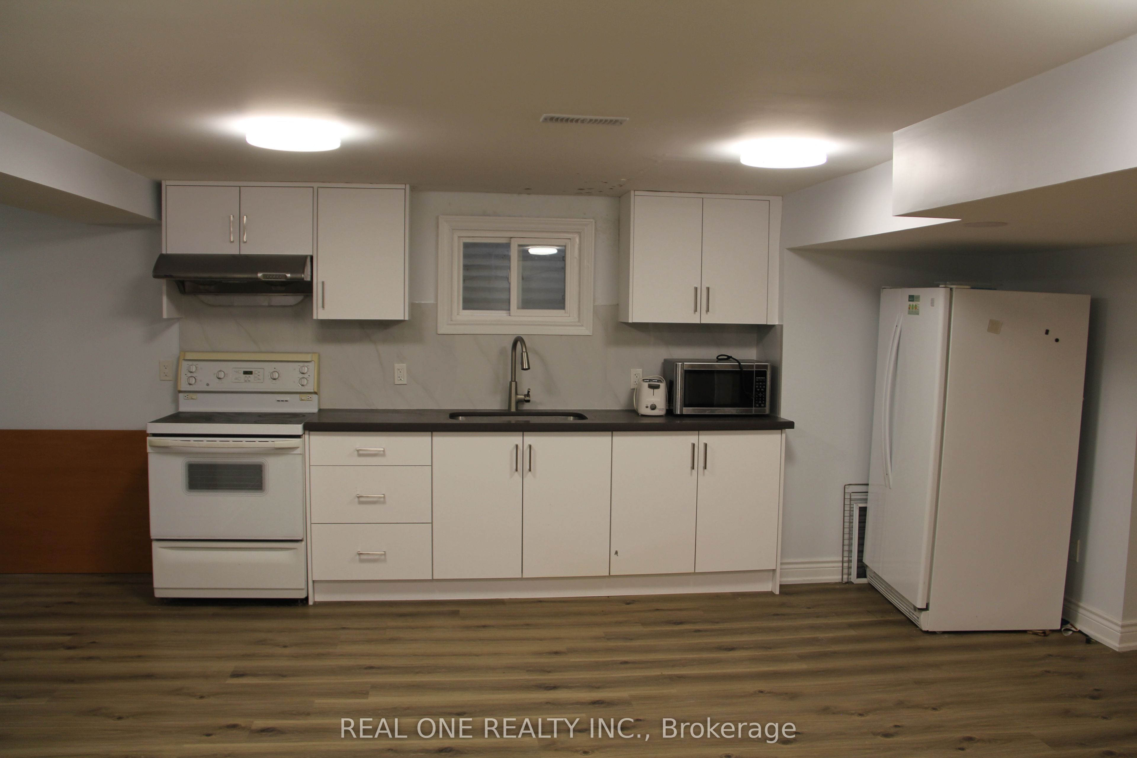 243 Kingslake Road, Toronto, ON M2J 3G9 photo 4